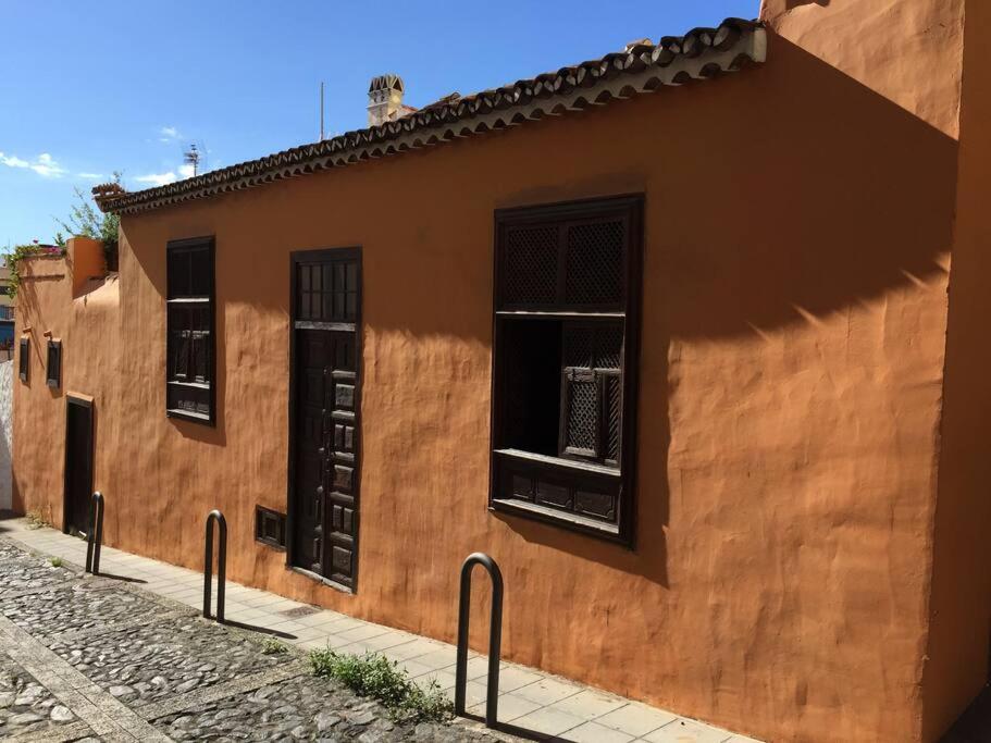 CASA MONTAÑEZ, caserón histórico