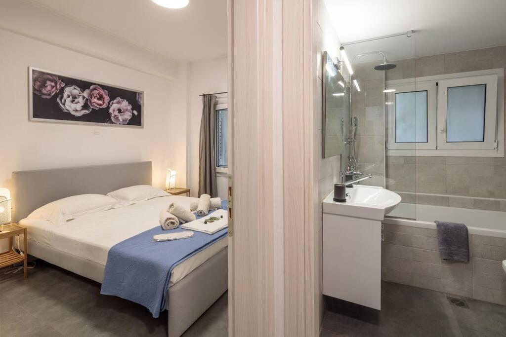 Hilton area brand new comfortable apartment
