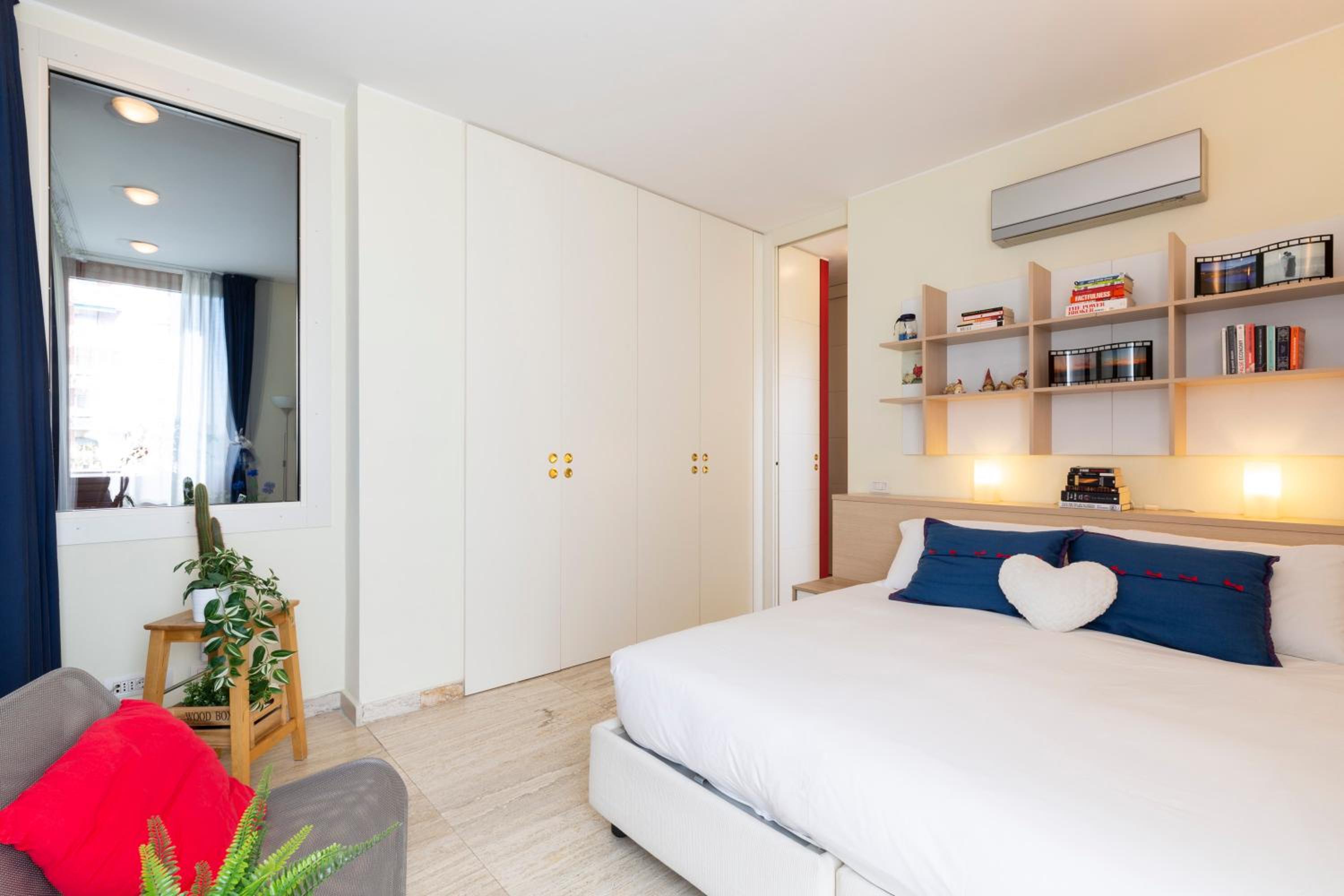 Twins Apartment - Tolstoj District