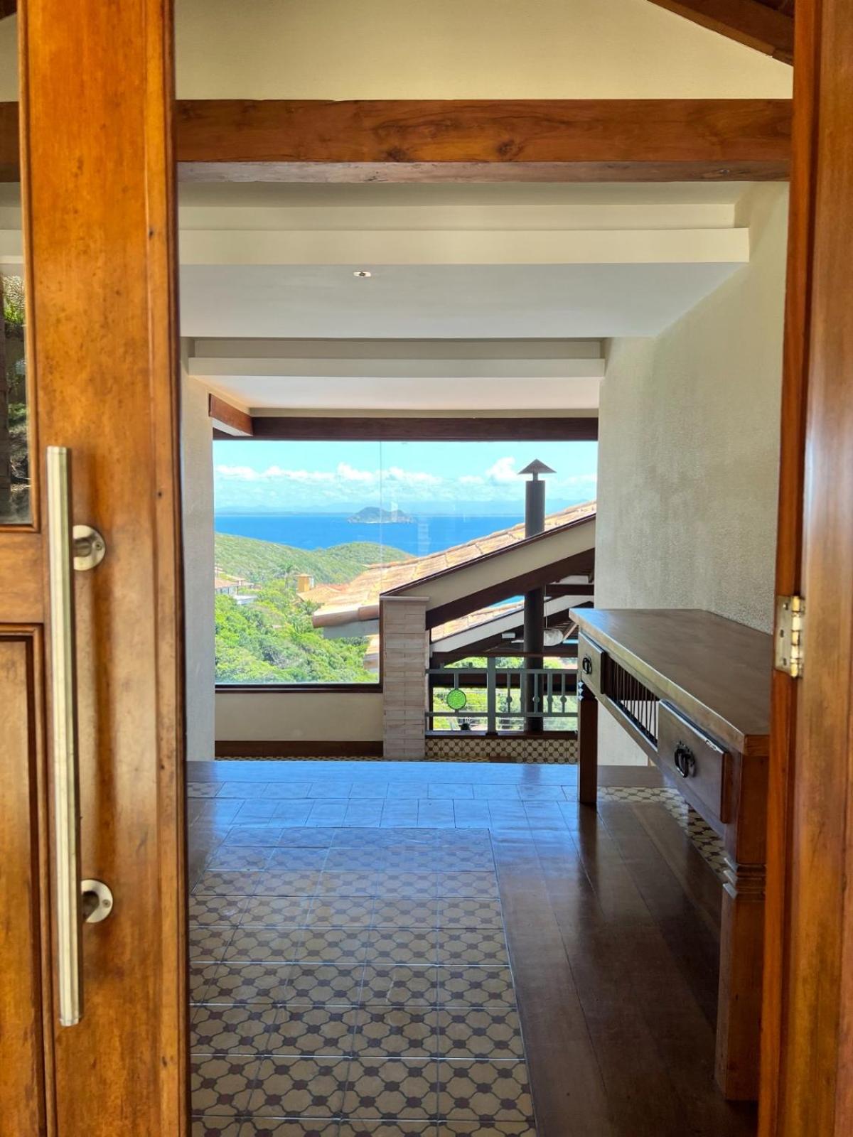 Buzios, casa inteira de frente para o mar em Joao Fernandes, fabulosa, a melhor vista, Mansão Bella Vista