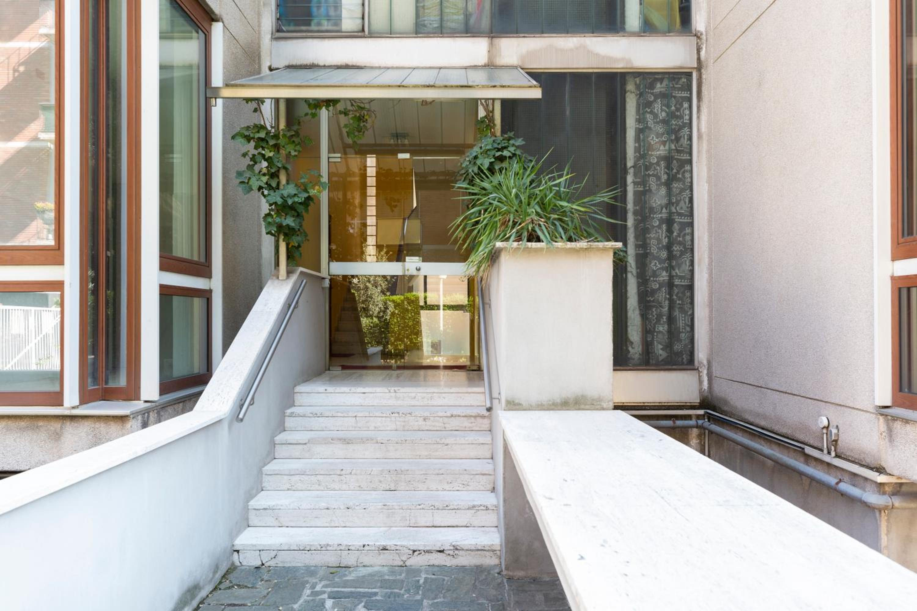 Twins Apartment - Tolstoj District