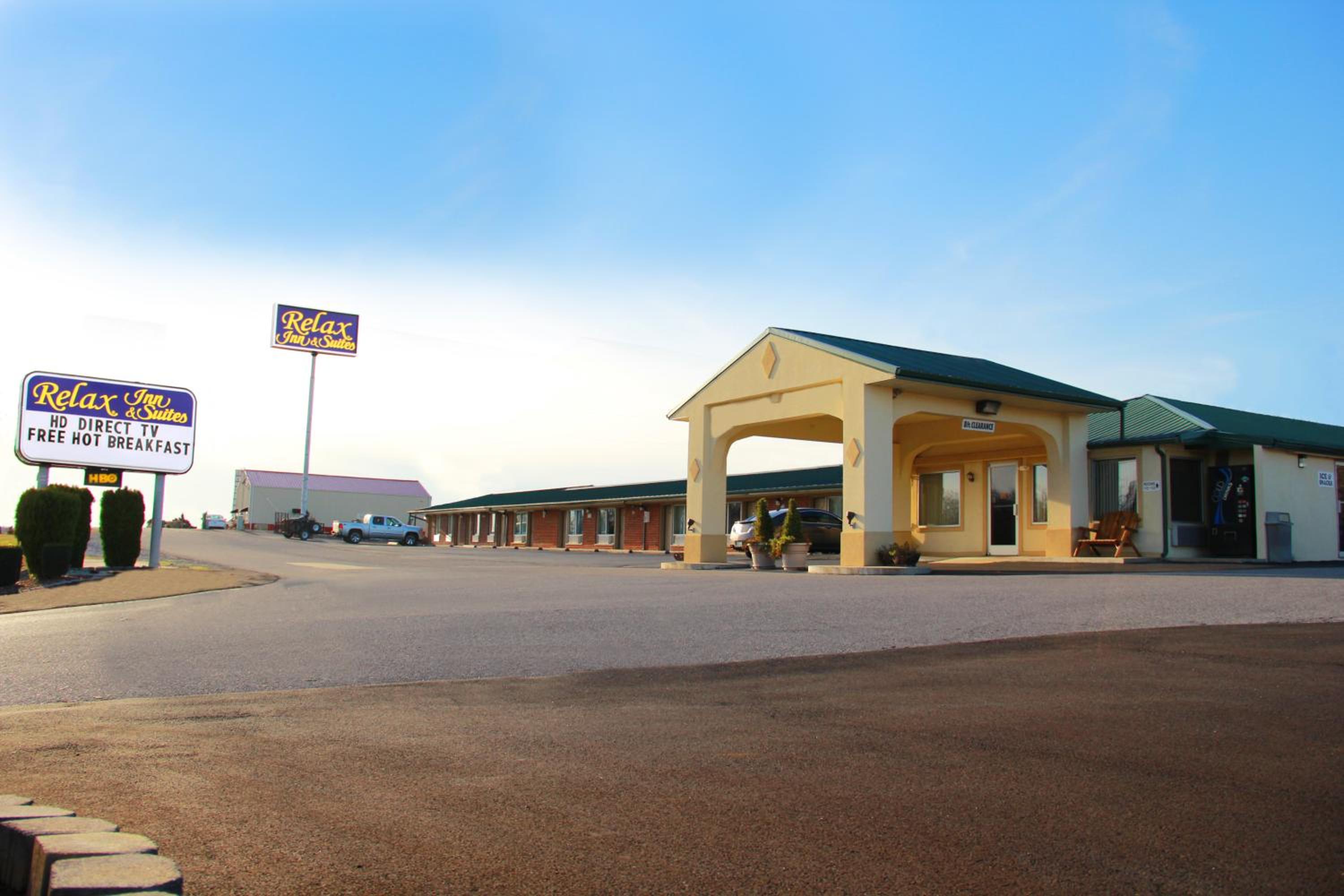 Relax Inn and Suites Kuttawa Eddyville