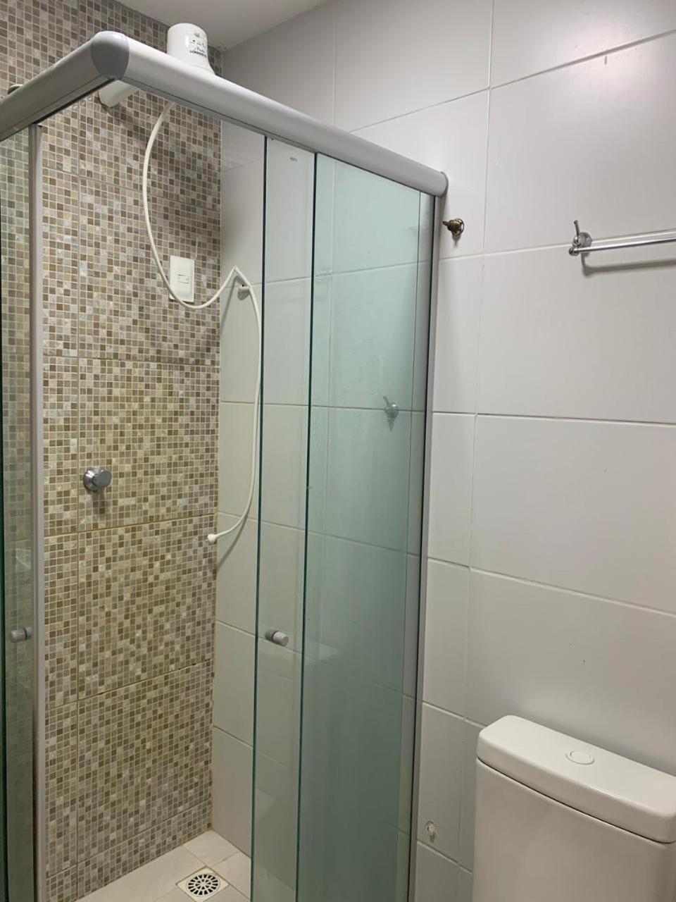 Excelente Ap Mobiliado (Ótima Localização) - Com Ar