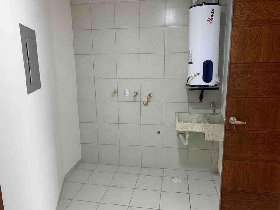 Elegante en zona financiera / Limpieza diaria