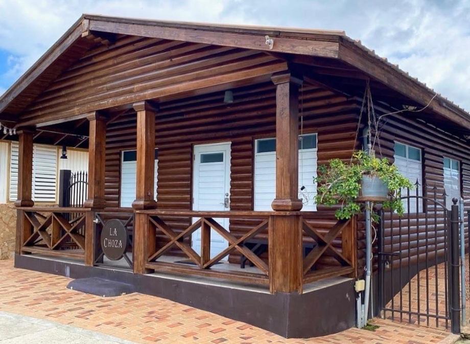 “La Choza” Beach Cabin en el Poblado de Boquerón view 2