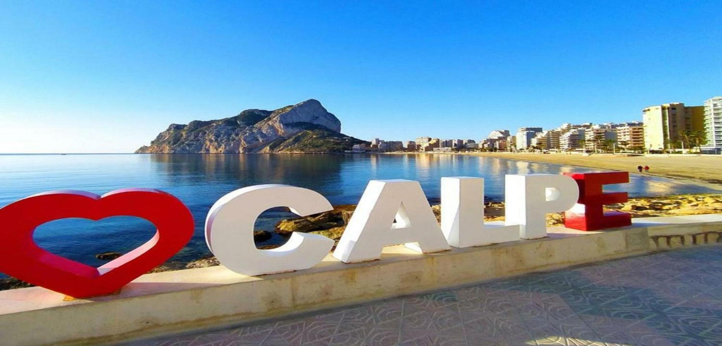 Moderno Apartamento con Vistas al Mar Calpe