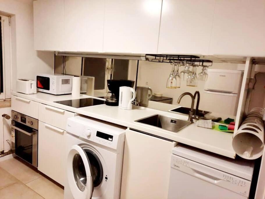 Apartment with parking in Berlin 11