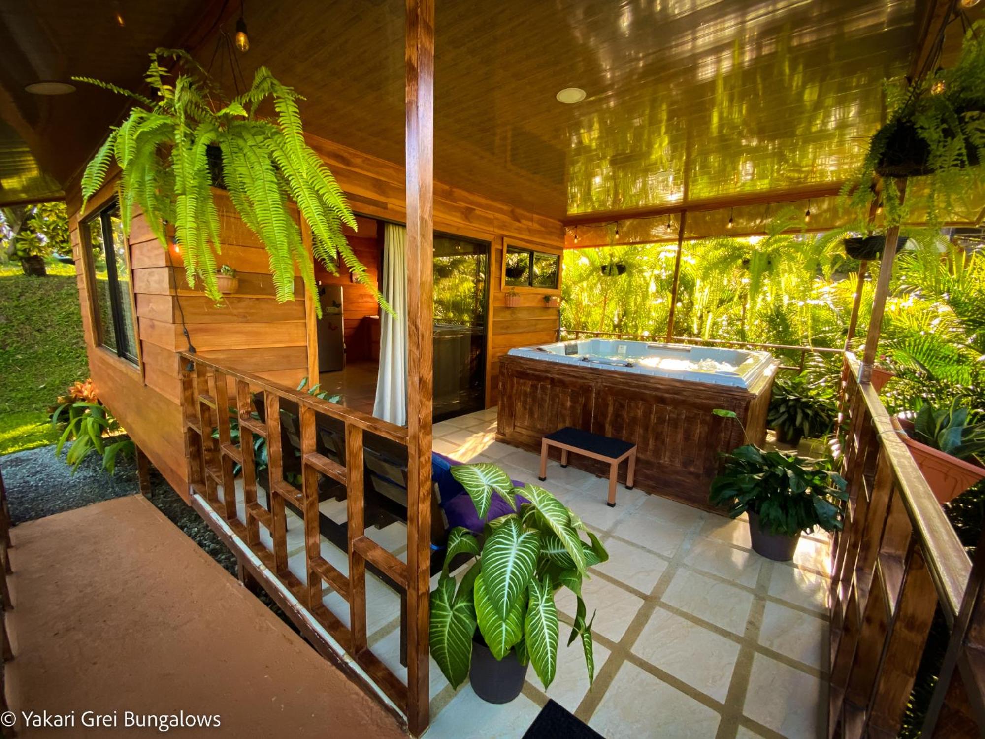Bungalows Yakari Grei