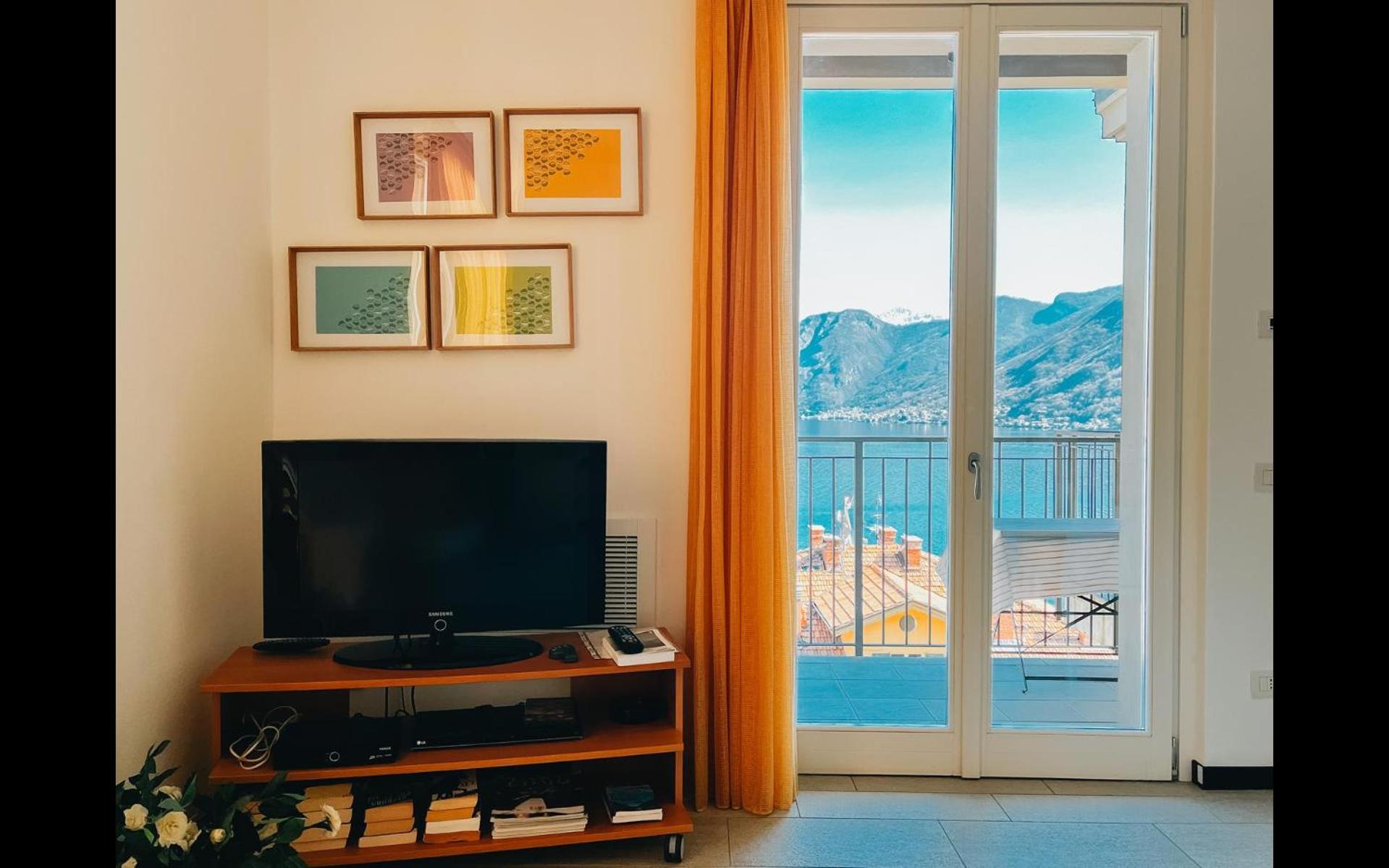 Charme apartment Lake Como view 3