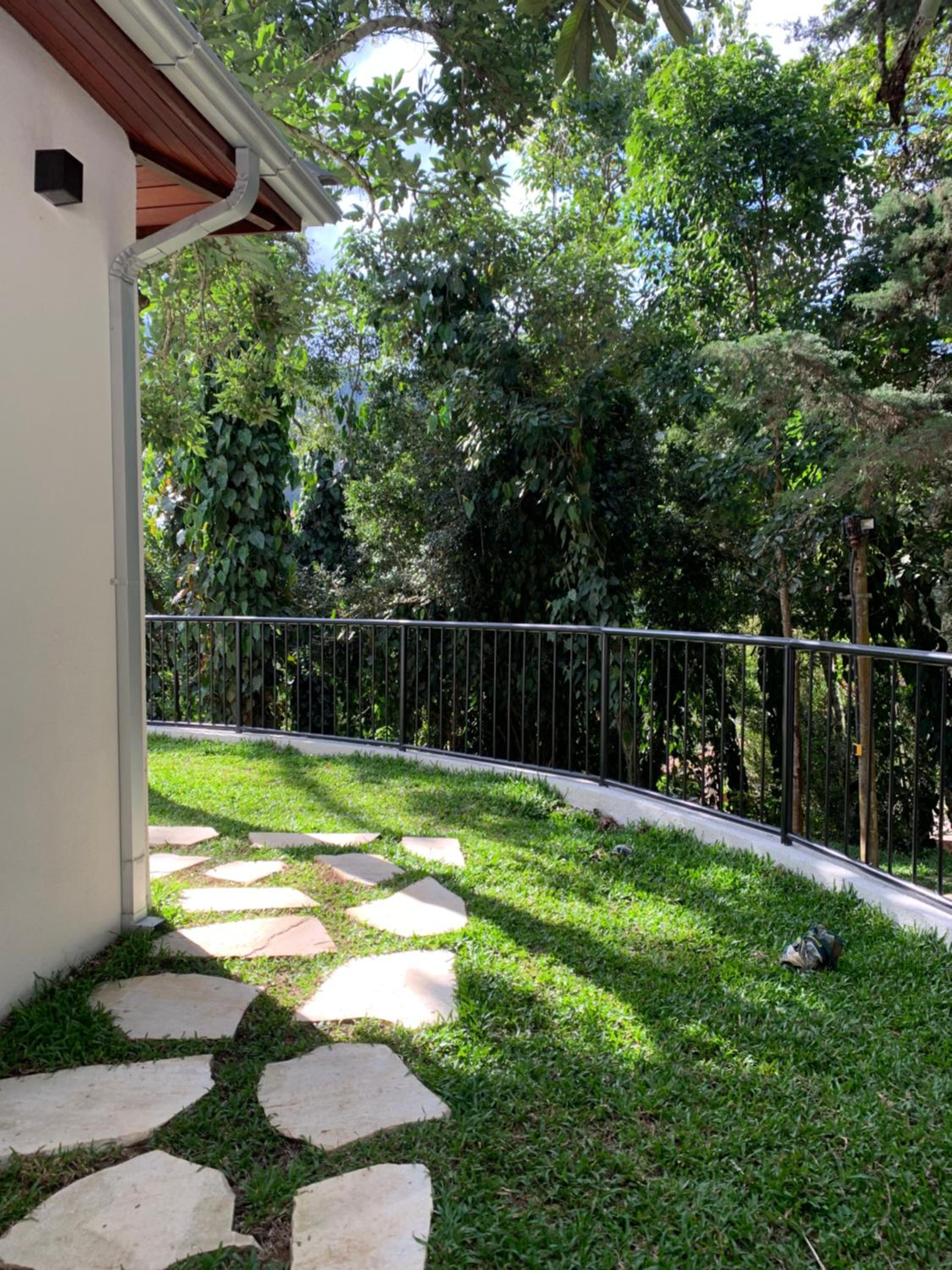 Casa 08 Floresta Boa Vista - Piscina Privativa e Lounge com Deck em Meio à Natureza