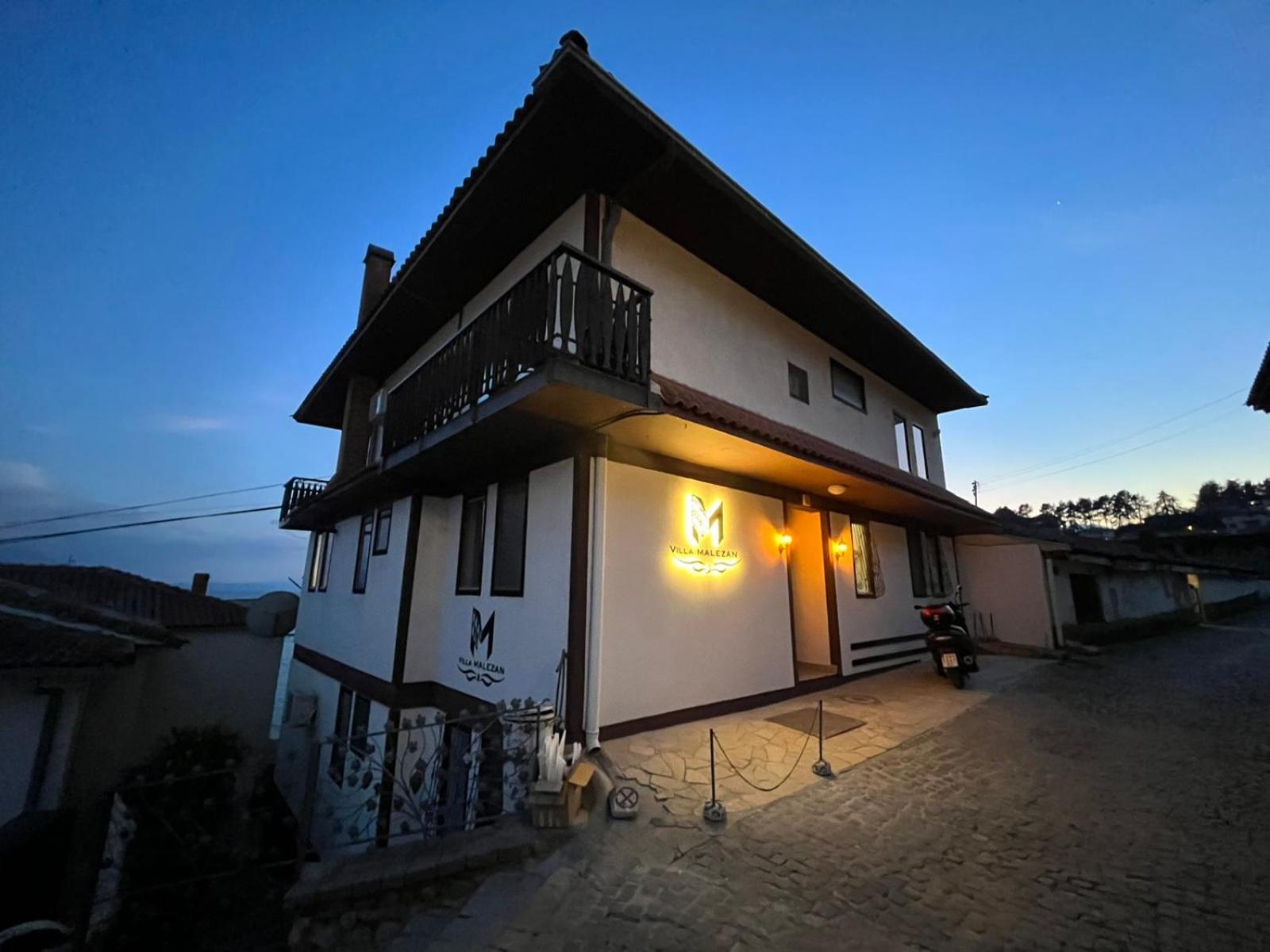 Villa Malezan view 5