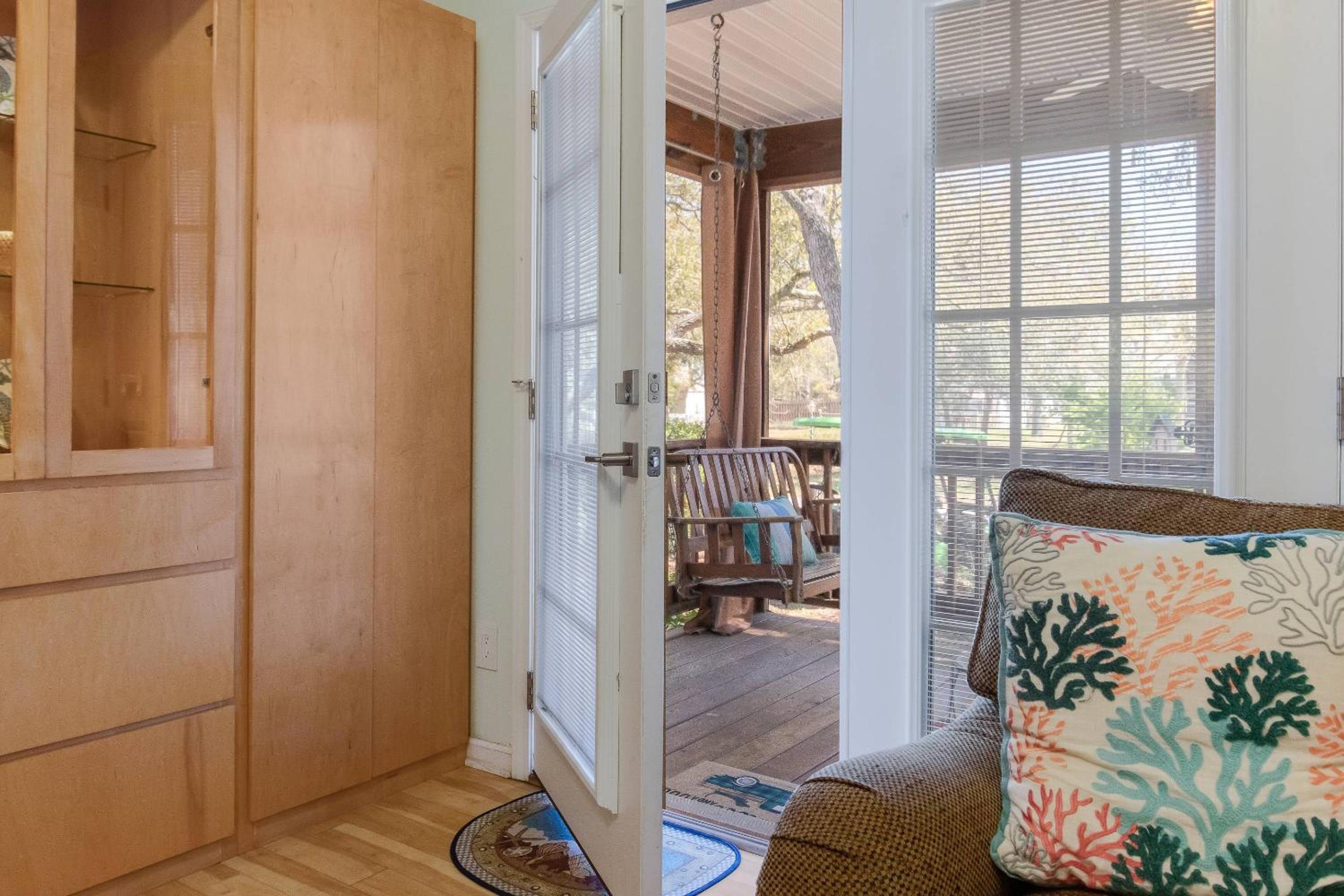 CoSea Cottage view 2