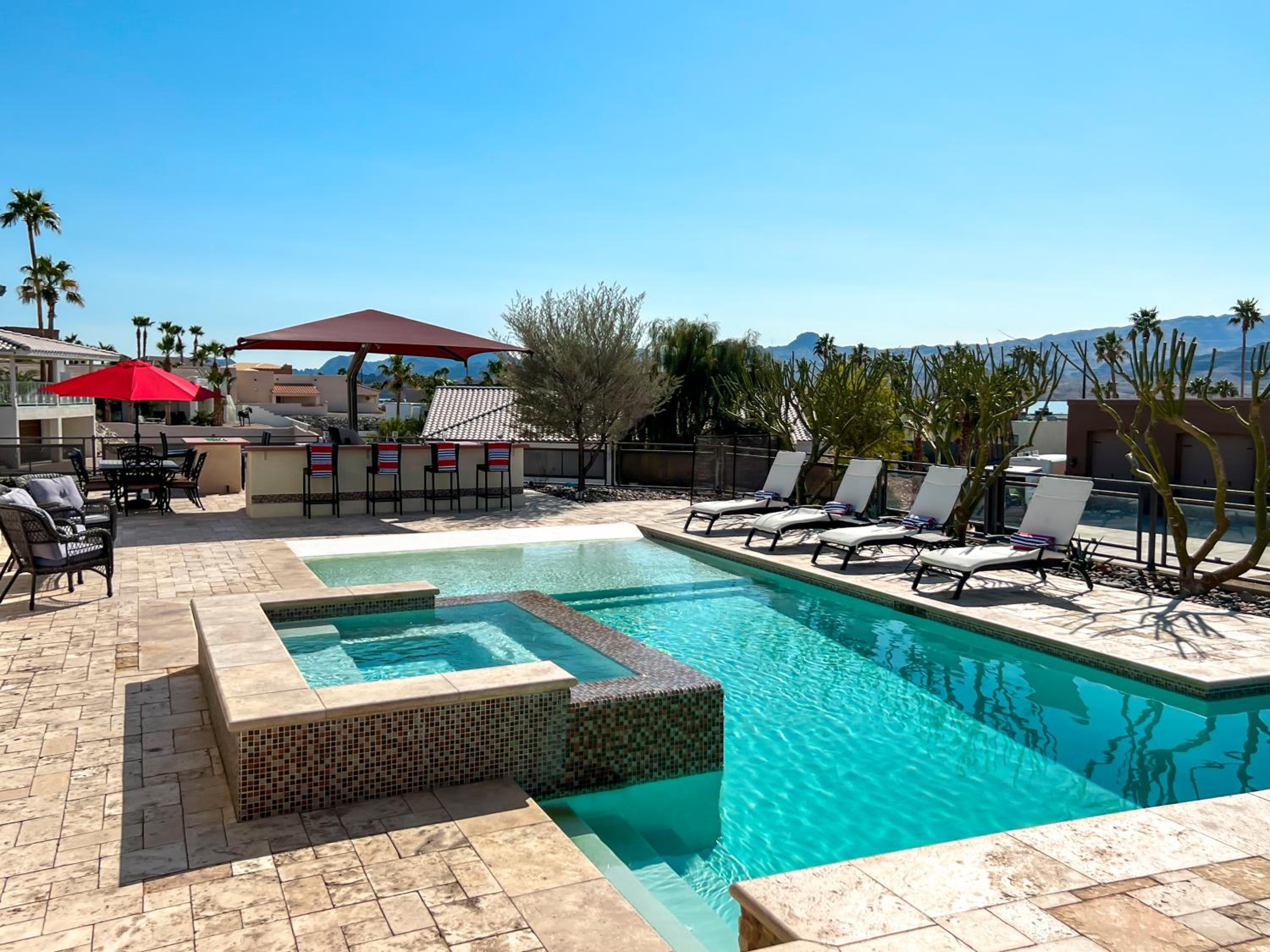 Luxury Estate in Prime Location w Panoramic views of Lake Havasu view 4