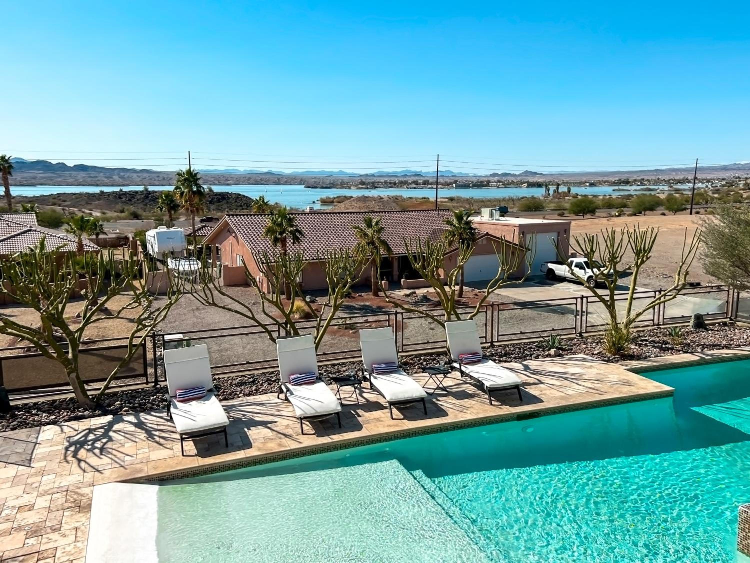 Luxury Estate in Prime Location w Panoramic views of Lake Havasu view 5