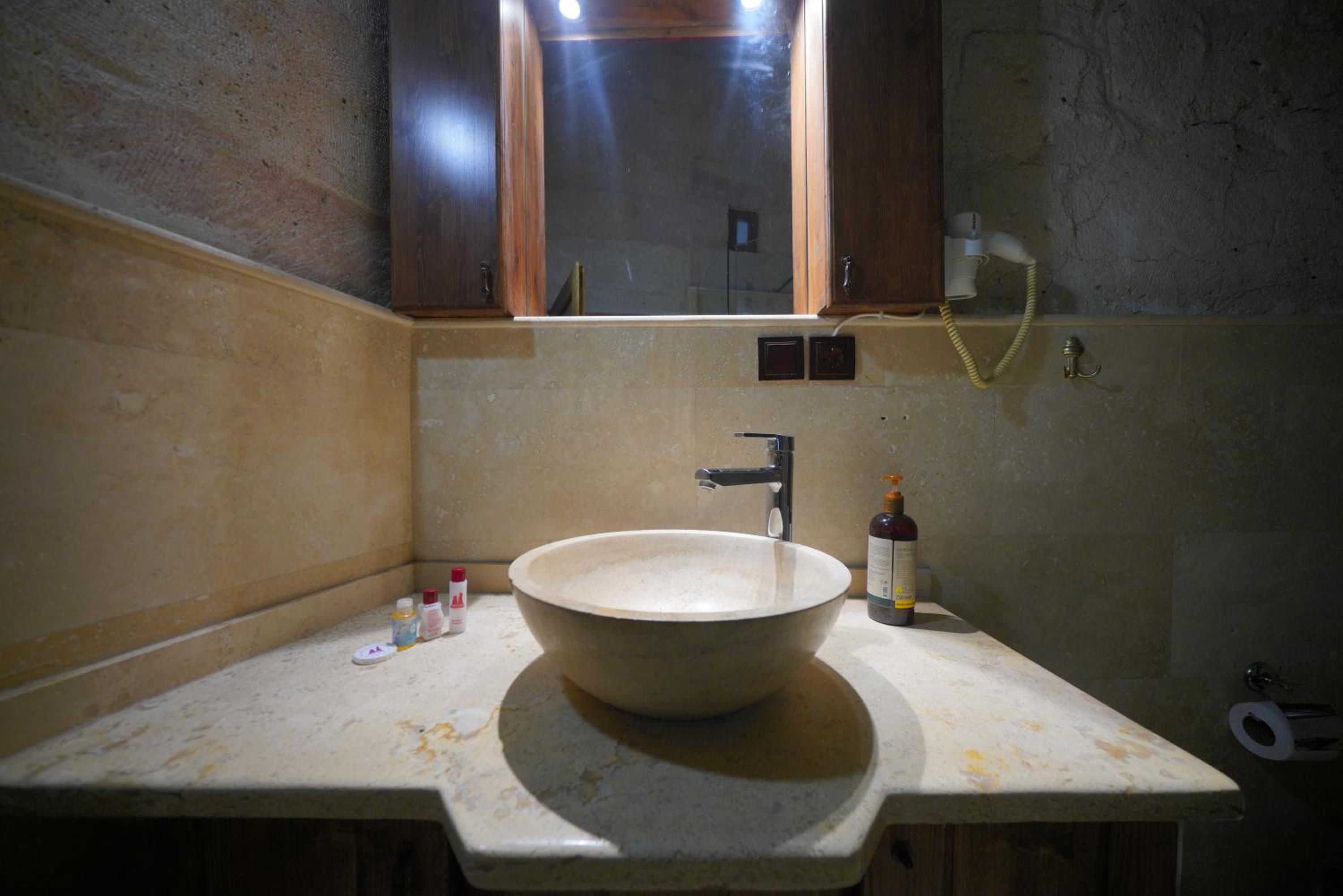 View Cave Hotel - Image 107