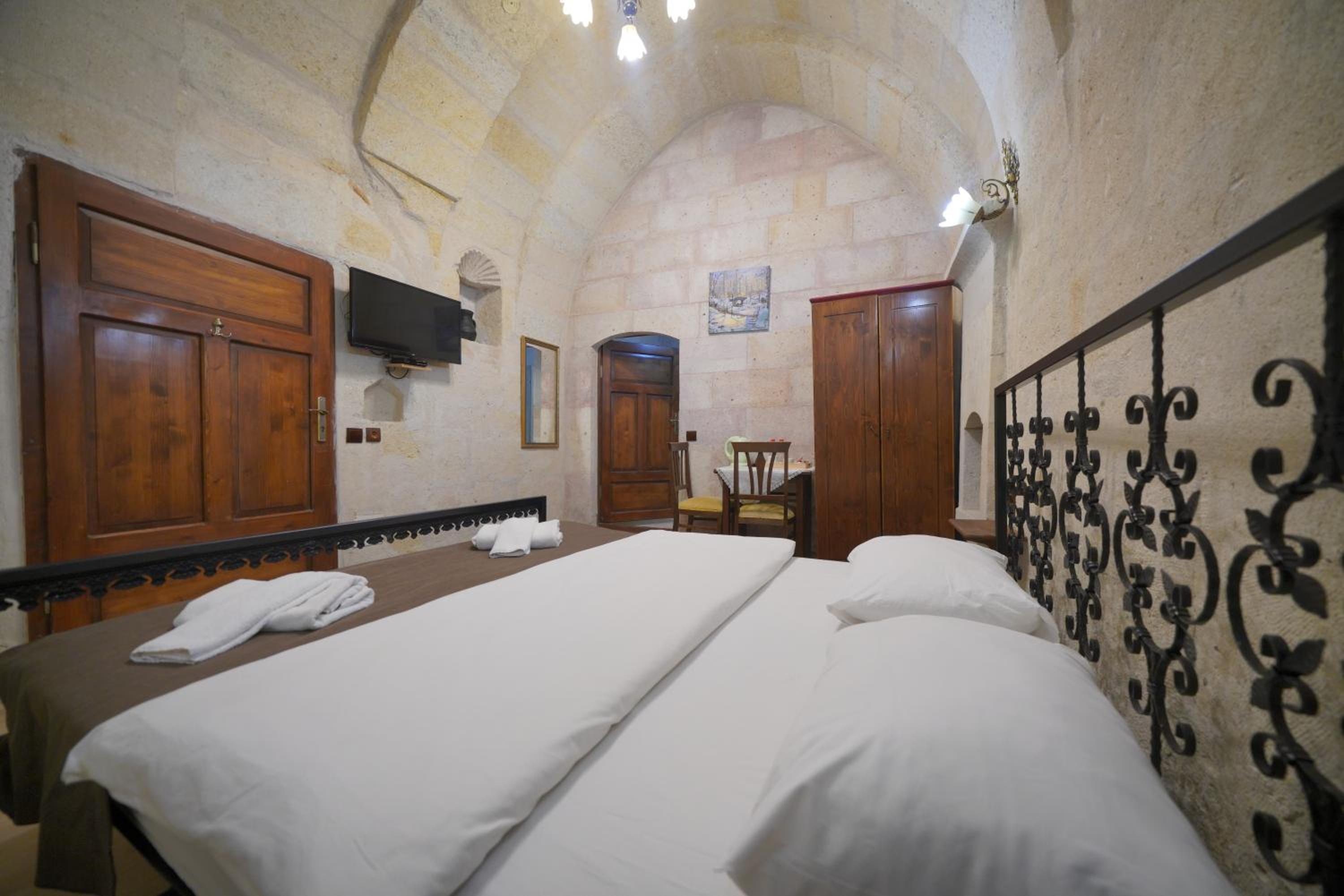 View Cave Hotel - Image 112