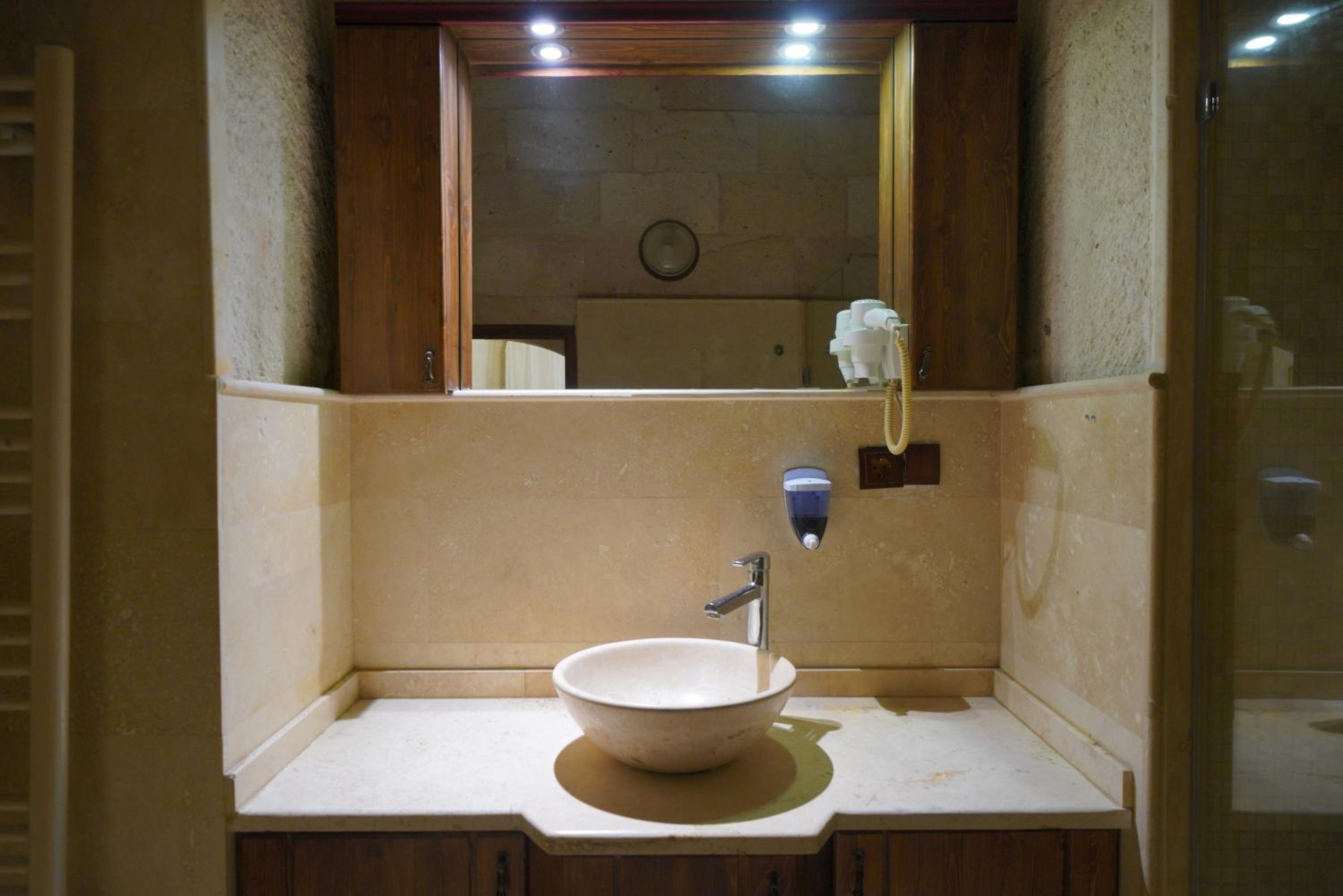 View Cave Hotel - Image 129