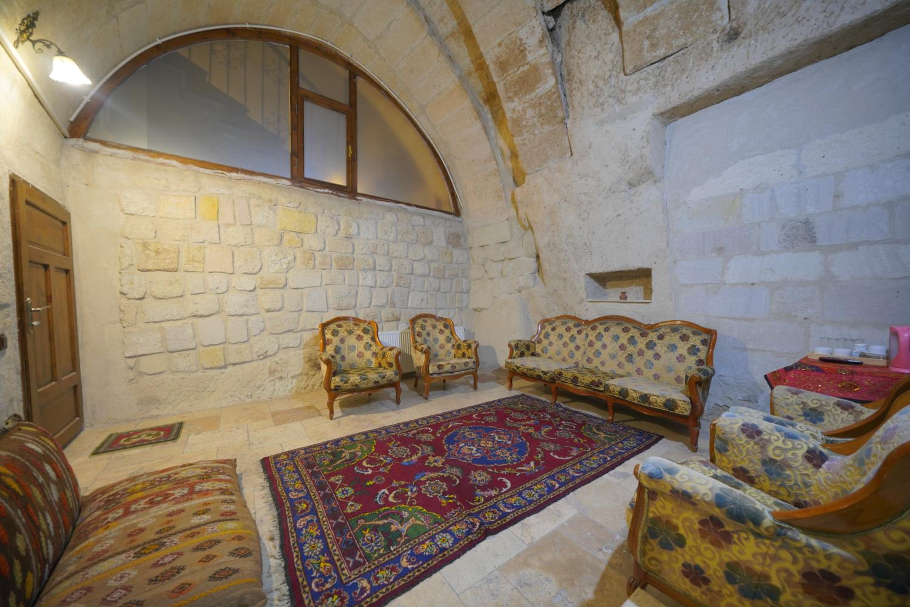 View Cave Hotel - Image 35