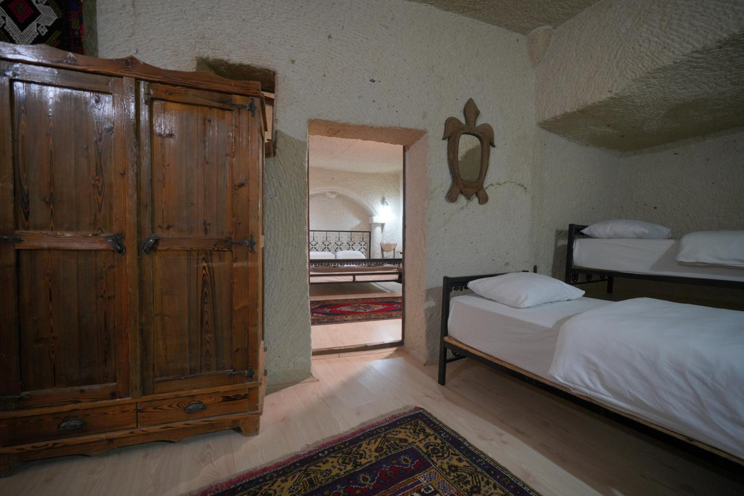 View Cave Hotel - Image 143