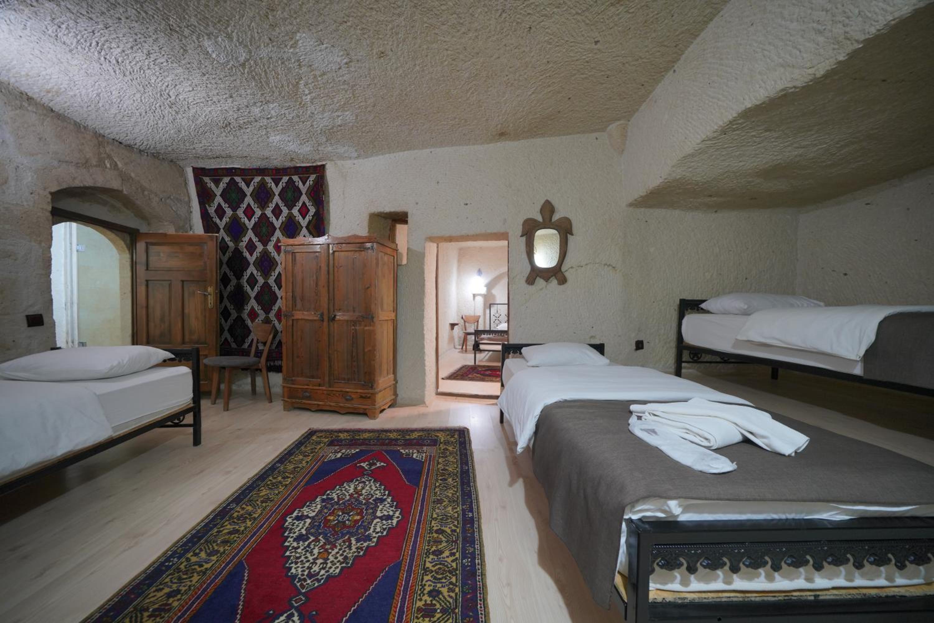 View Cave Hotel - Image 140