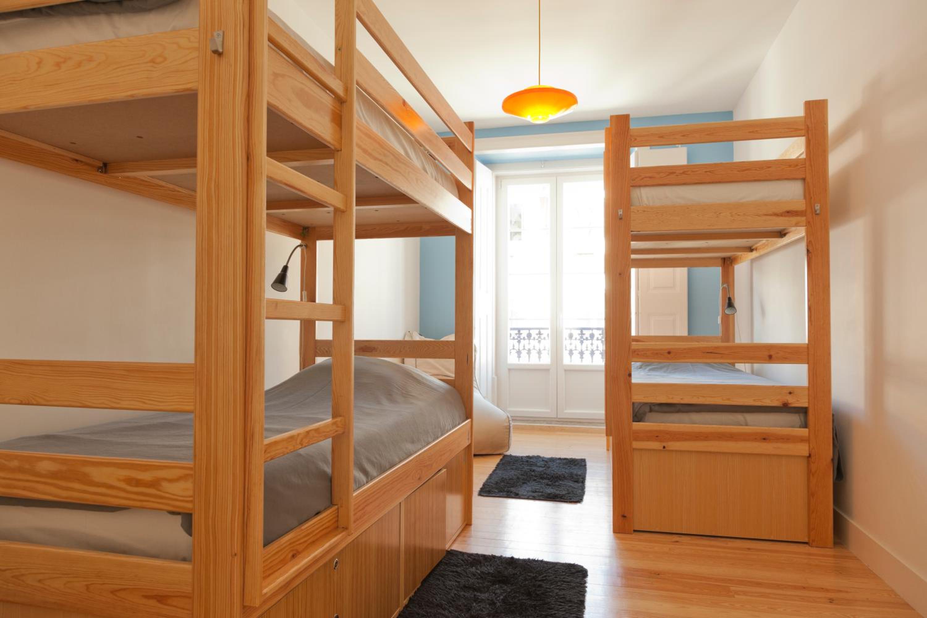 Lisbon Lounge Hostel