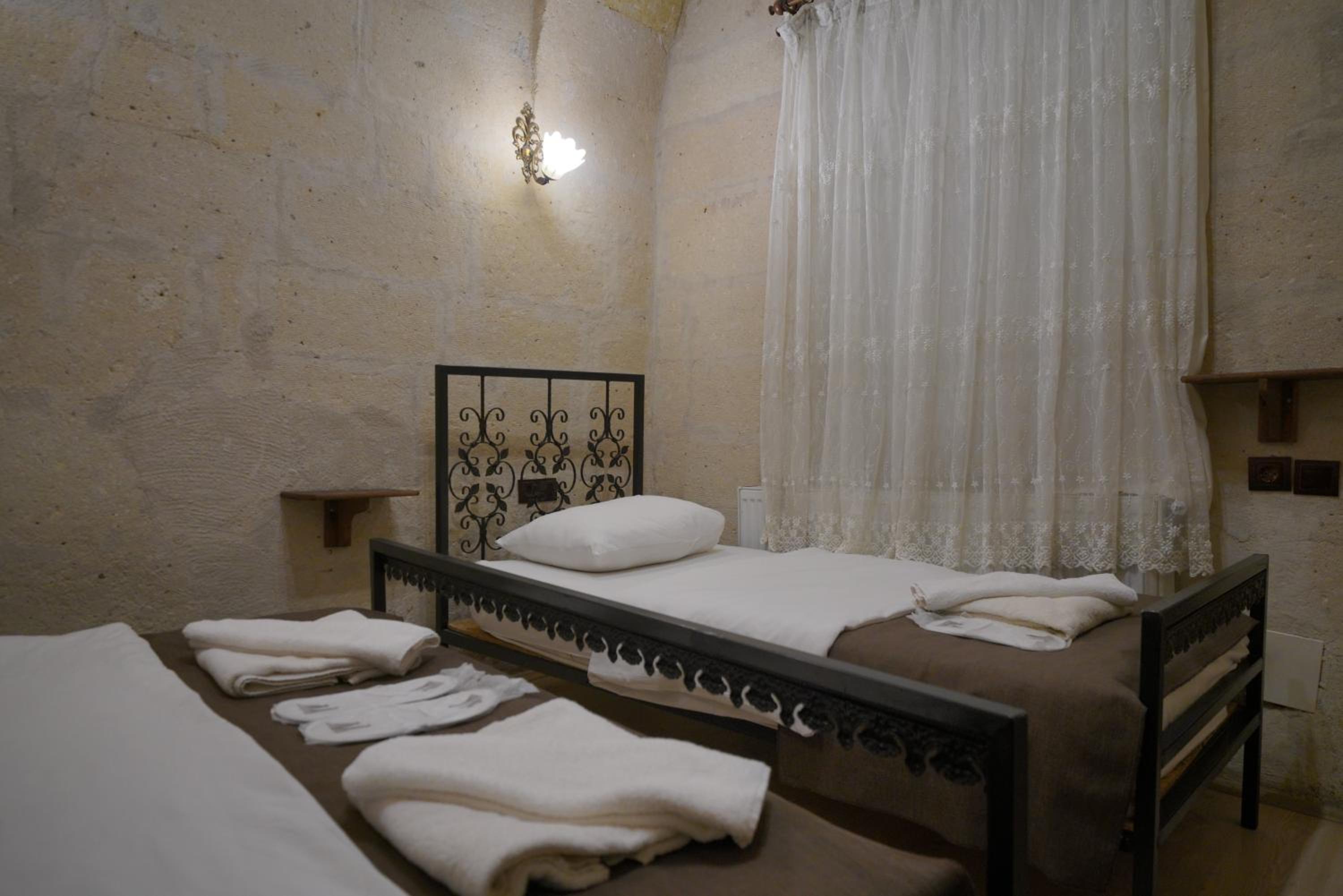 View Cave Hotel - Image 173