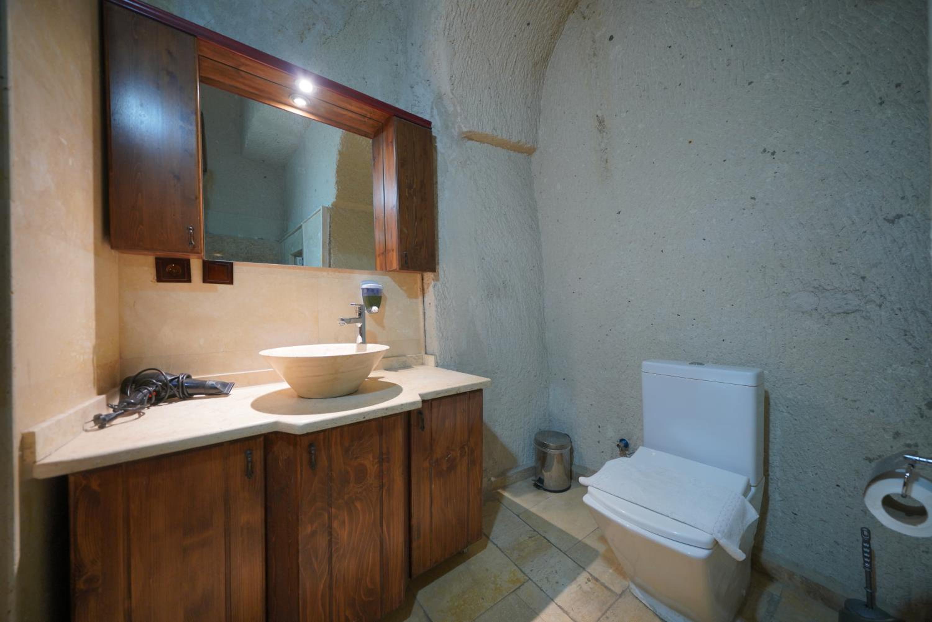 View Cave Hotel - Image 165