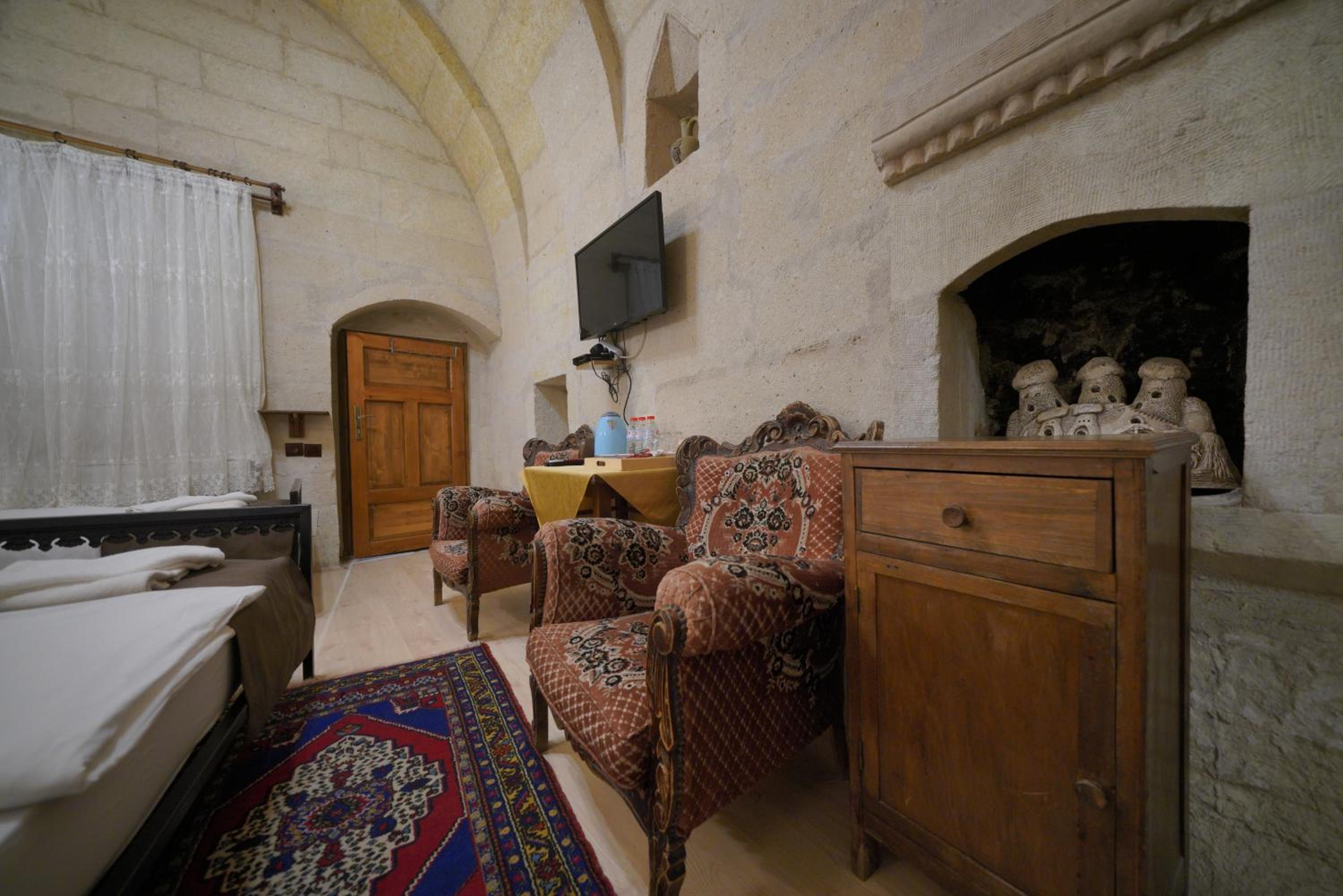 View Cave Hotel - Image 178