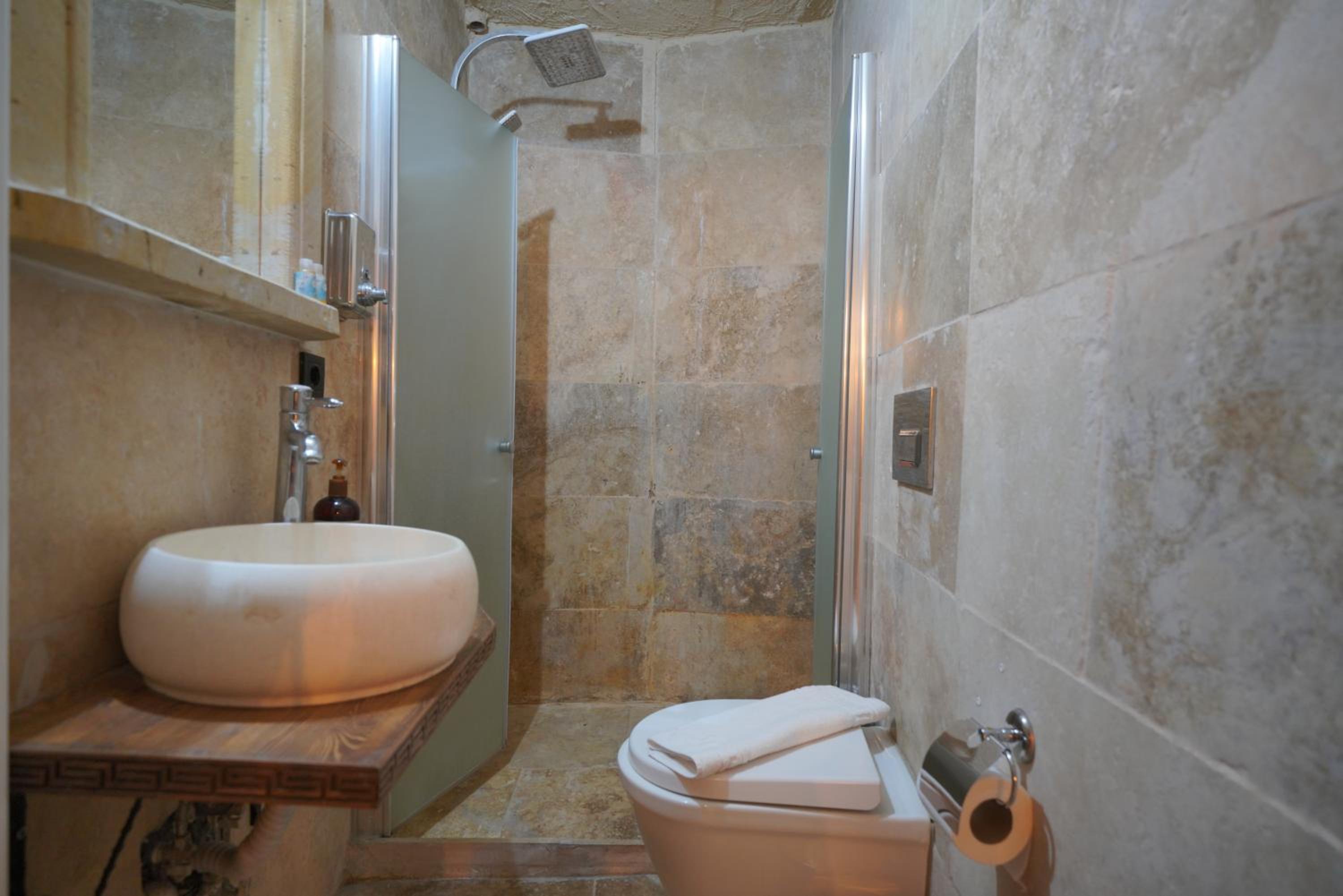 View Cave Hotel - Image 182