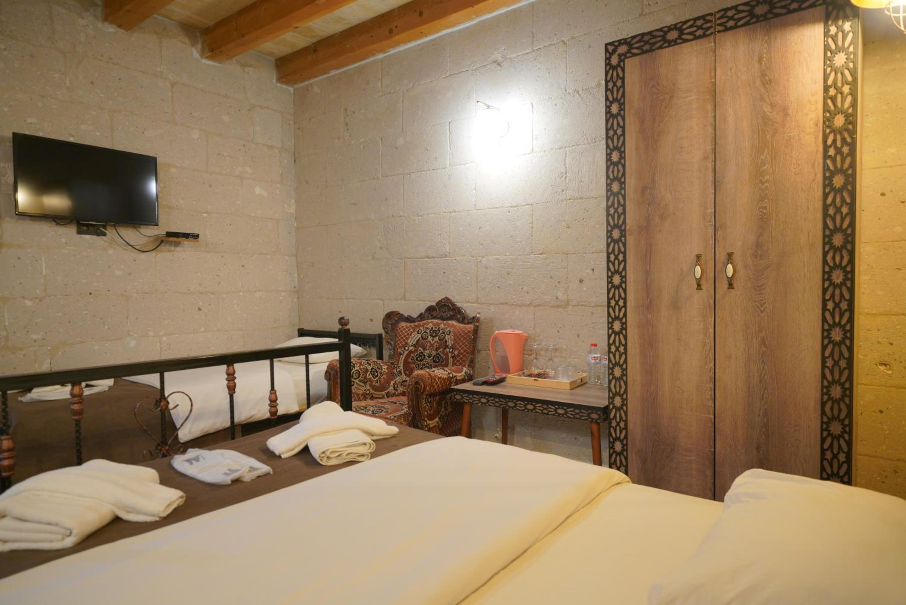 View Cave Hotel - Image 41