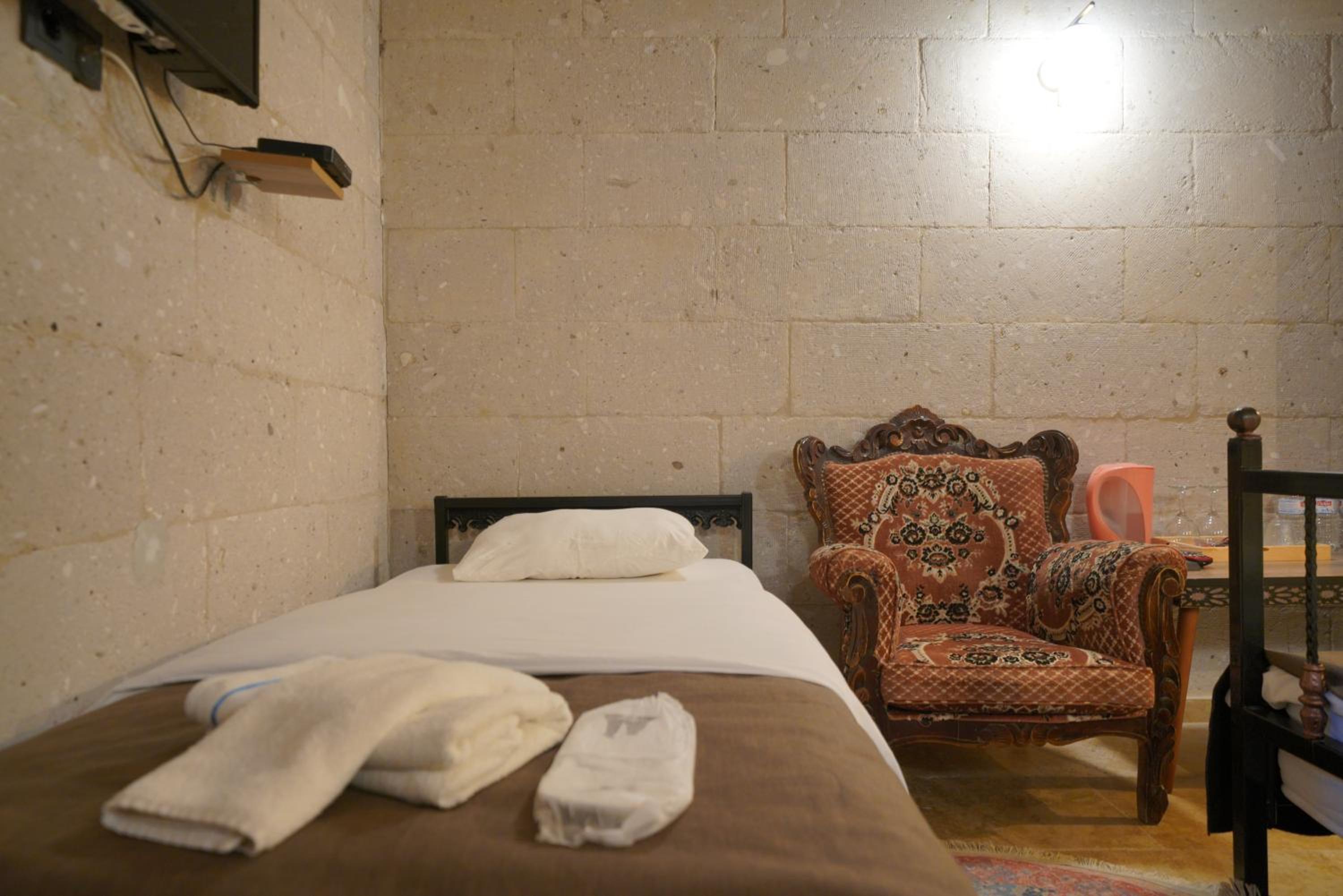 View Cave Hotel - Image 184