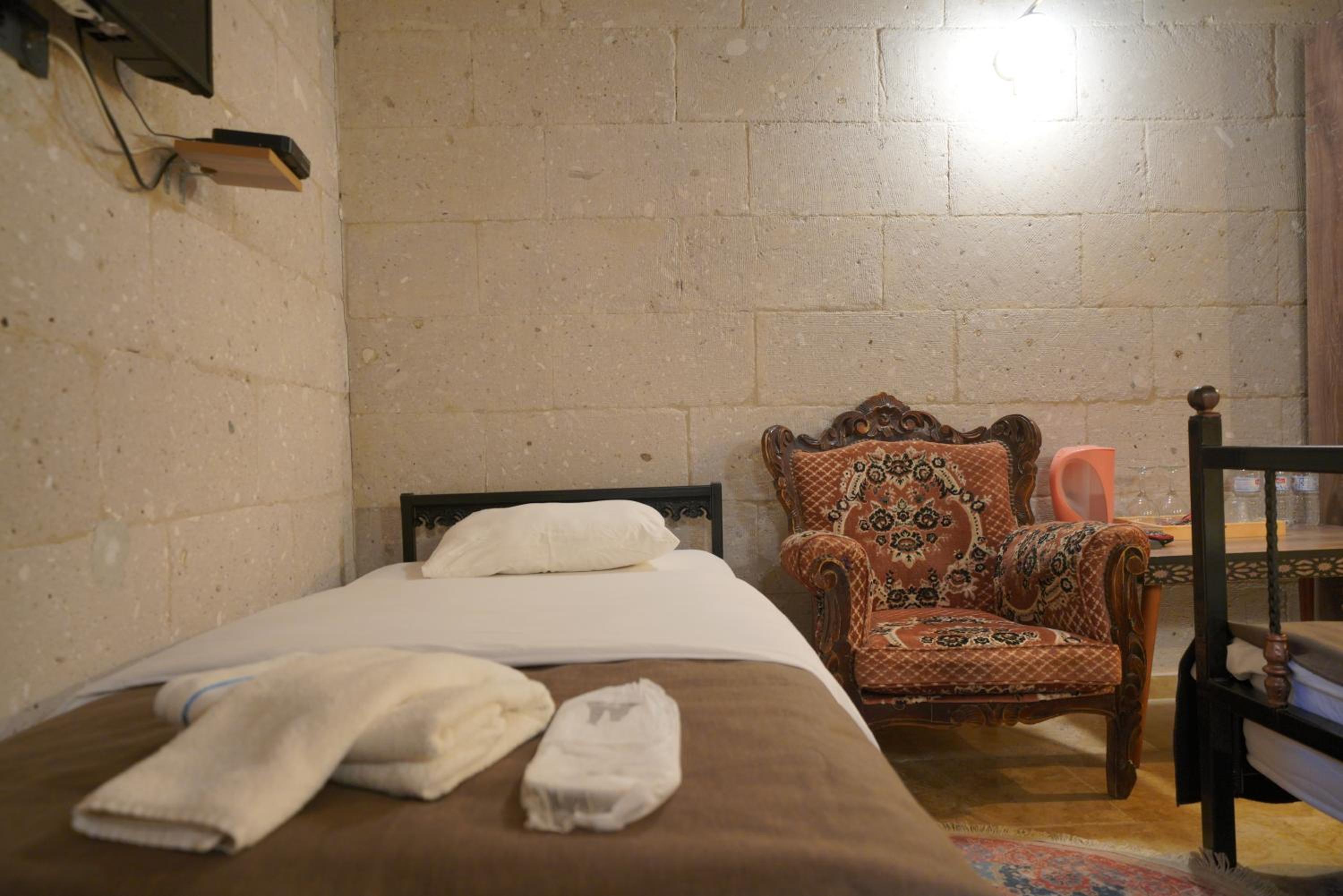 View Cave Hotel - Image 188