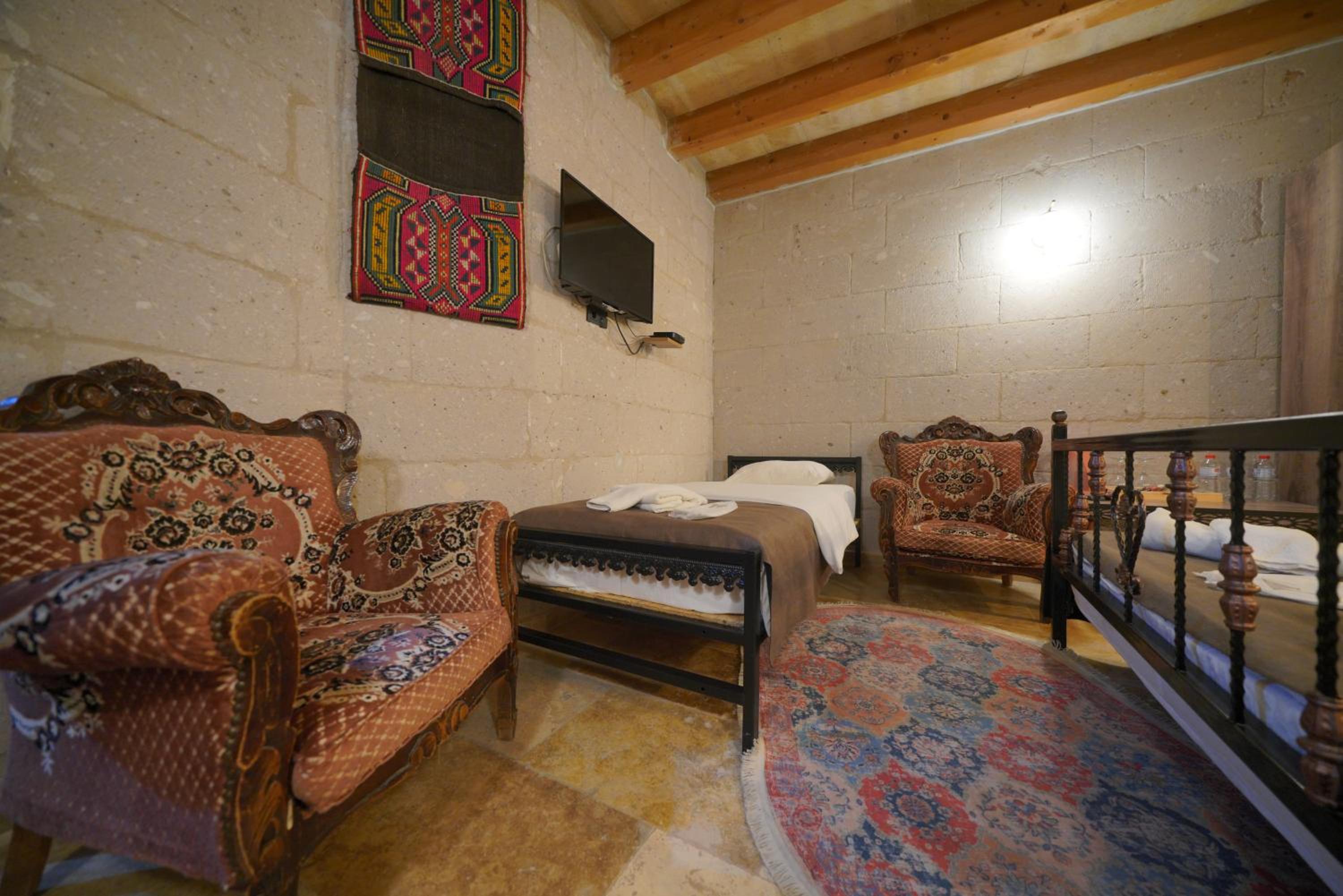 View Cave Hotel - Image 43