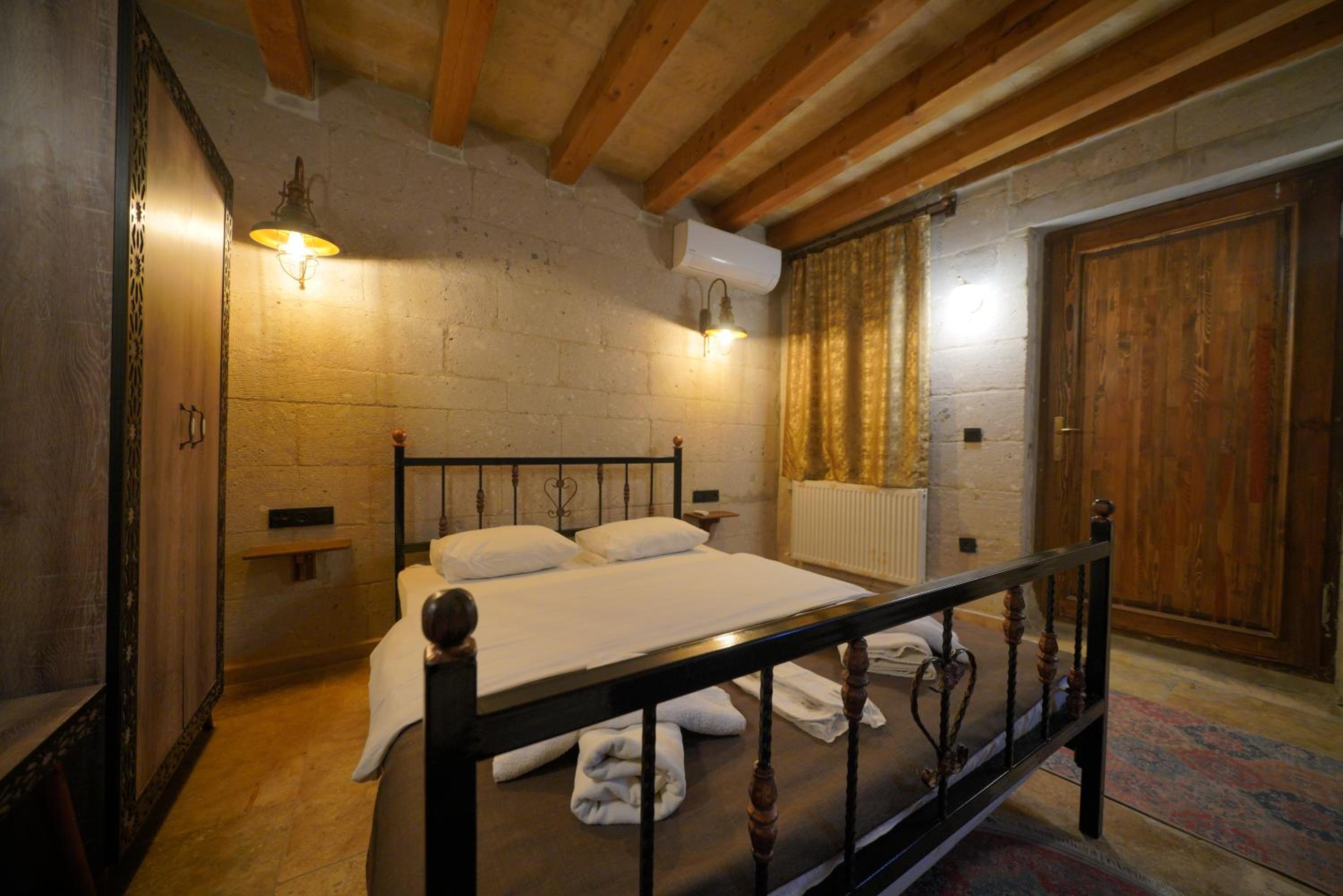 View Cave Hotel - Image 45