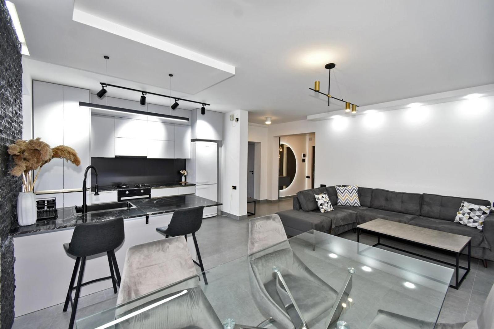 Luxury Apartment, 2 bedrooms and 1 living room in Avan