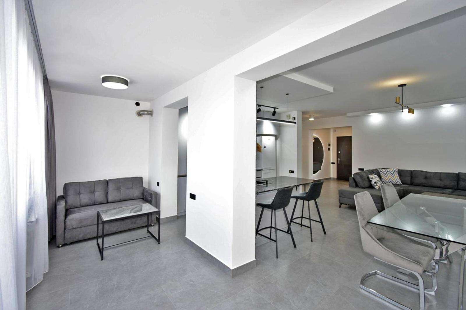 Luxury Apartment, 2 bedrooms and 1 living room in Avan