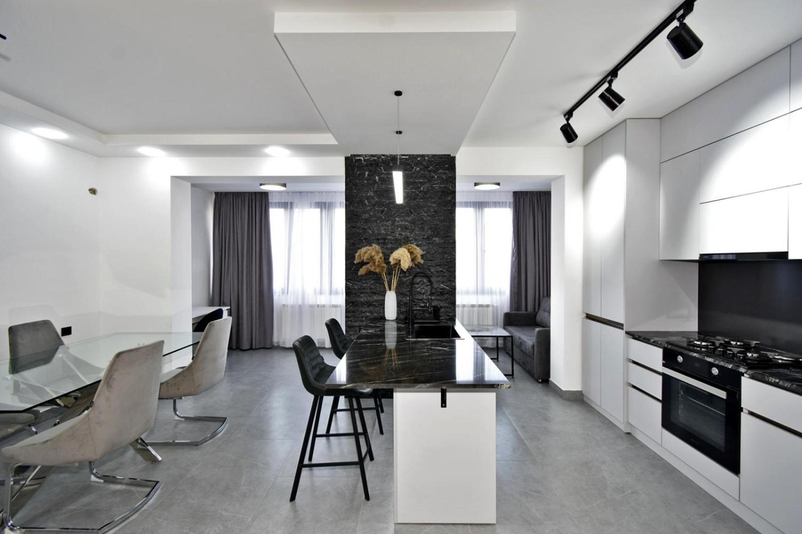 Luxury Apartment, 2 bedrooms and 1 living room in Avan
