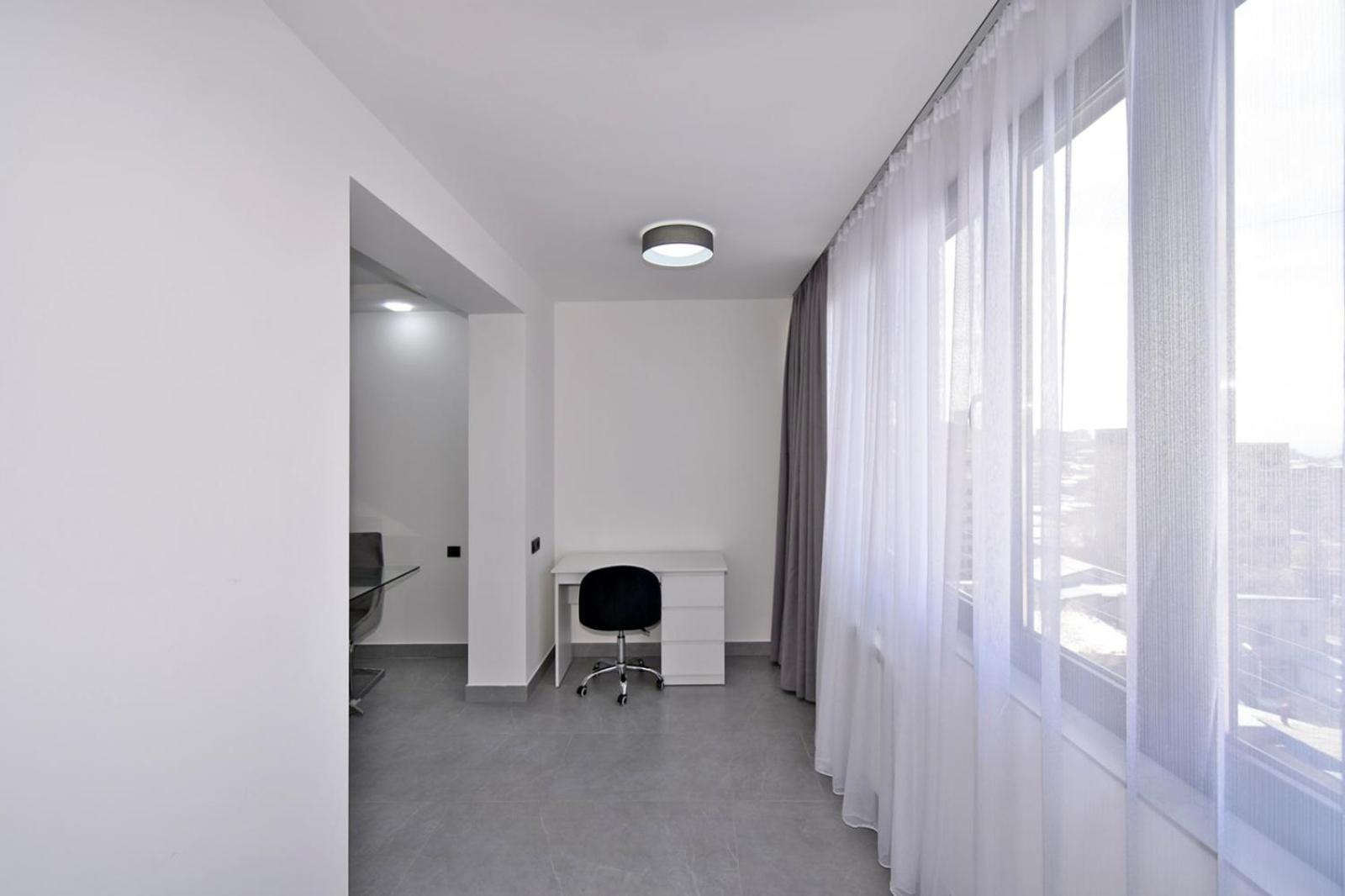 Luxury Apartment, 2 bedrooms and 1 living room in Avan