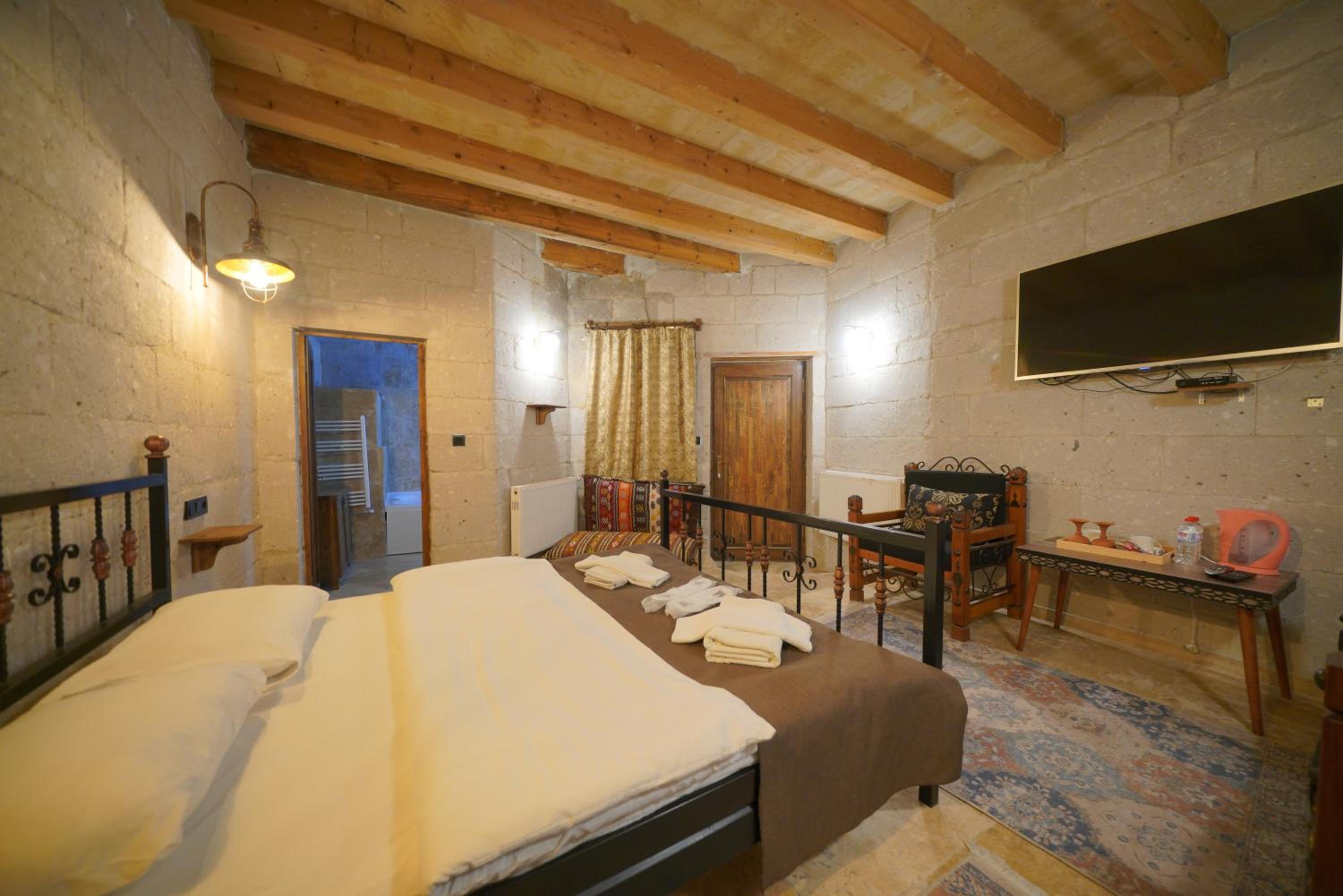 View Cave Hotel - Image 191