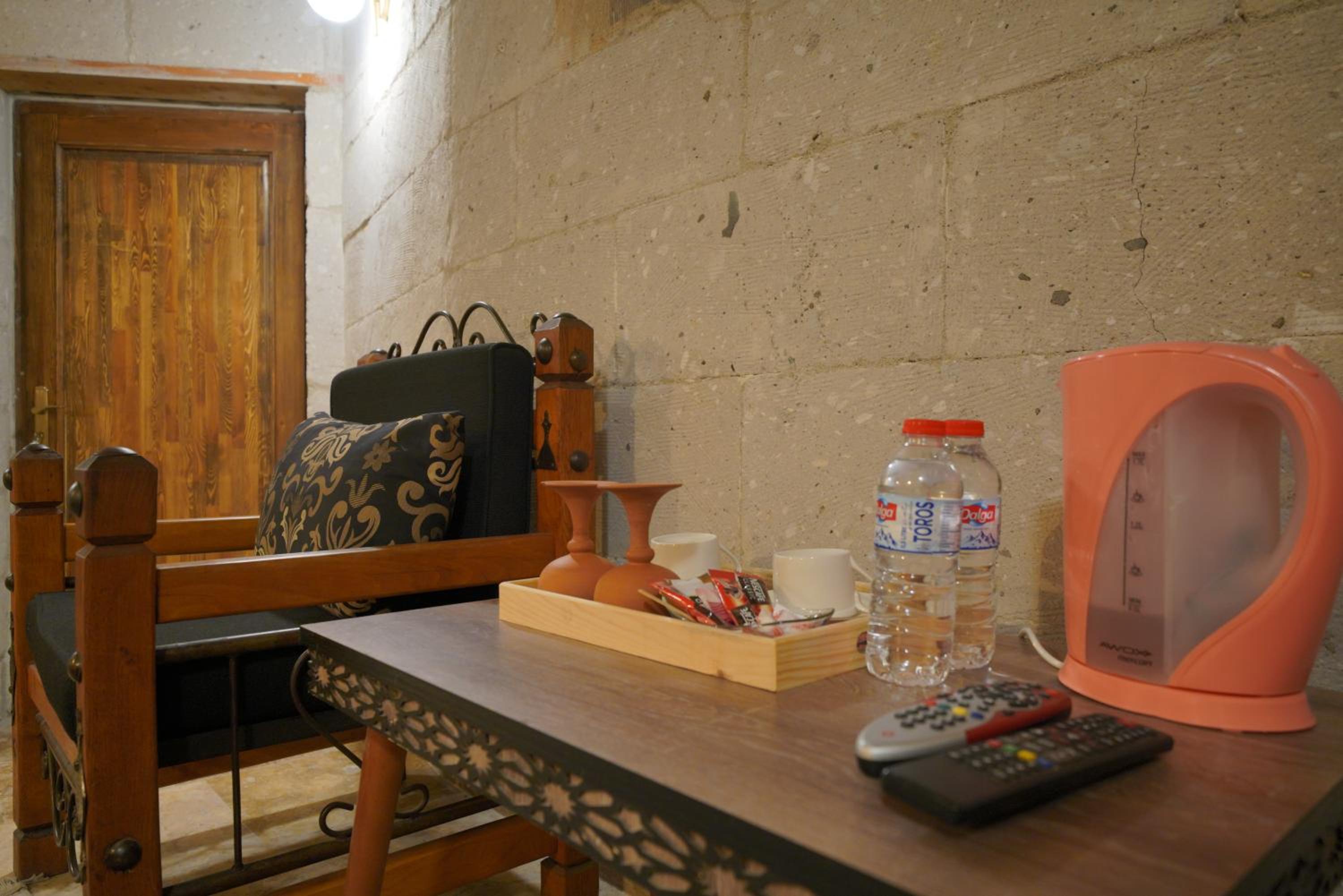 View Cave Hotel - Image 10