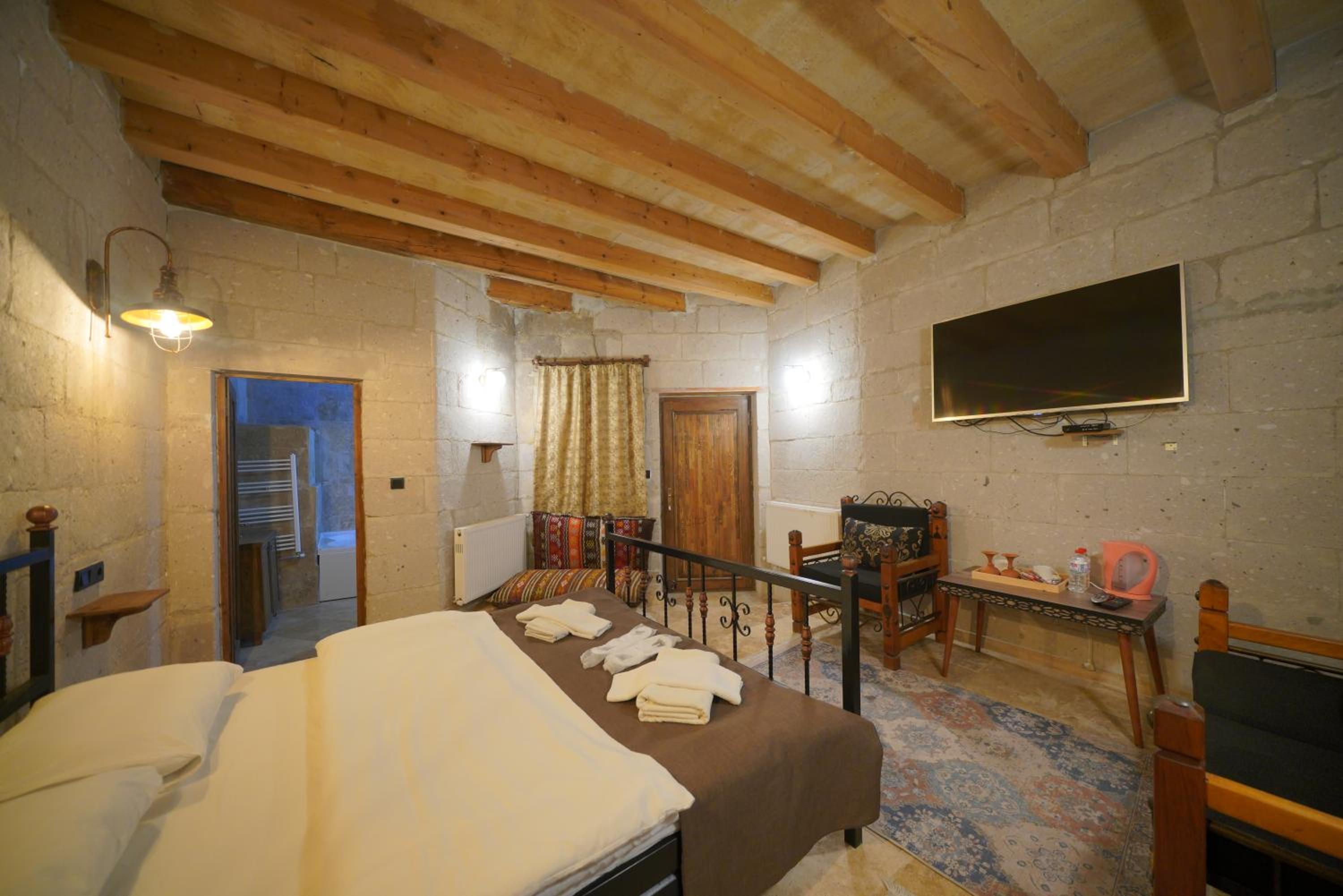 View Cave Hotel - Image 195