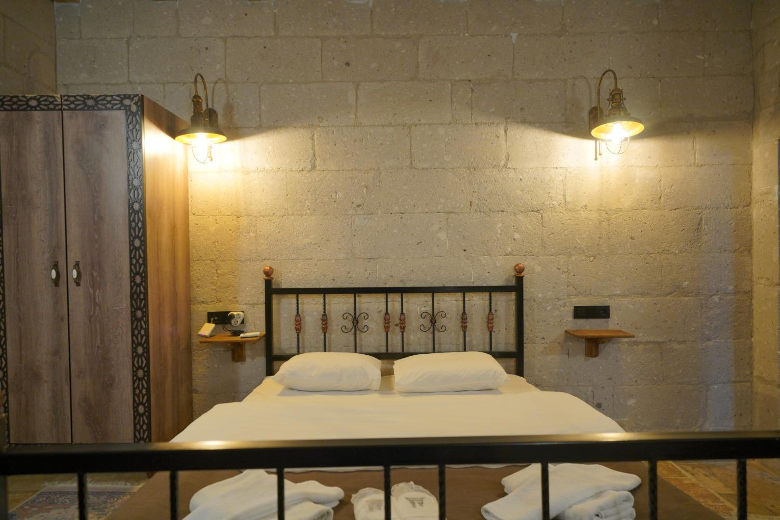 View Cave Hotel - Image 55