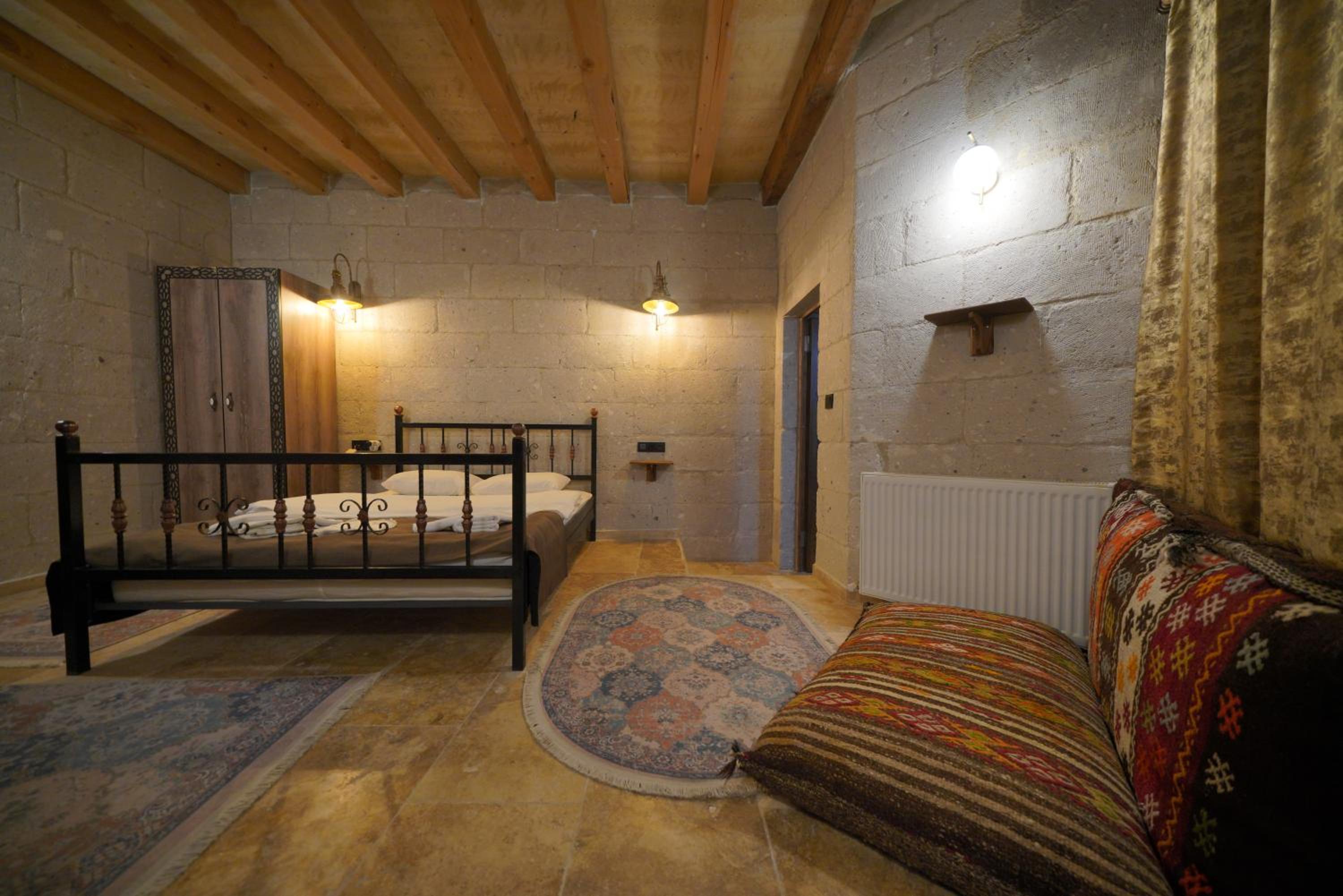 View Cave Hotel - Image 198