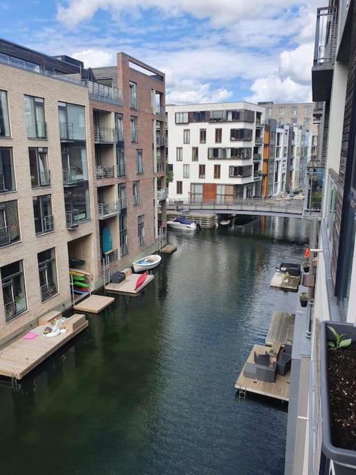 Apartment with canal view