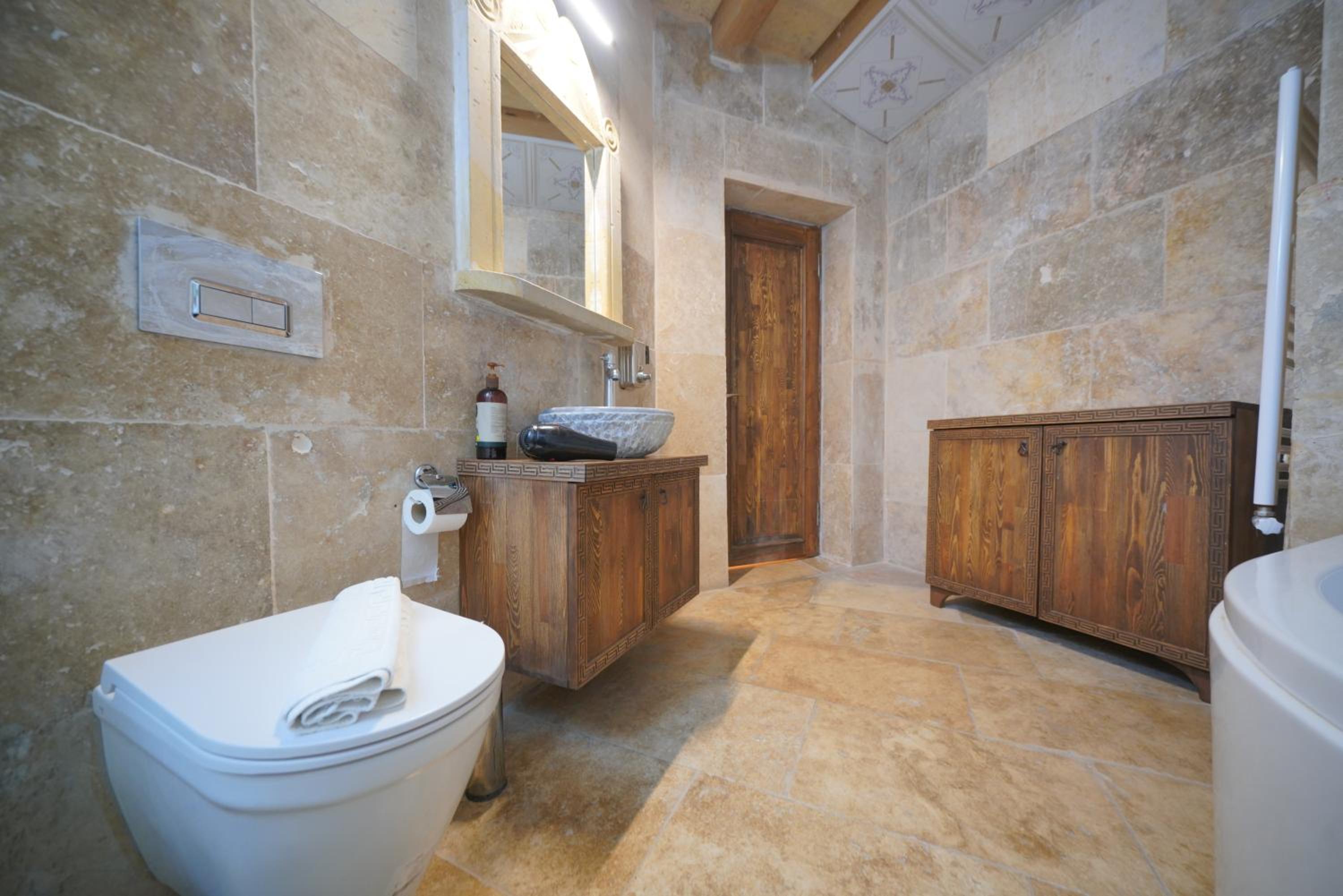 View Cave Hotel - Image 58