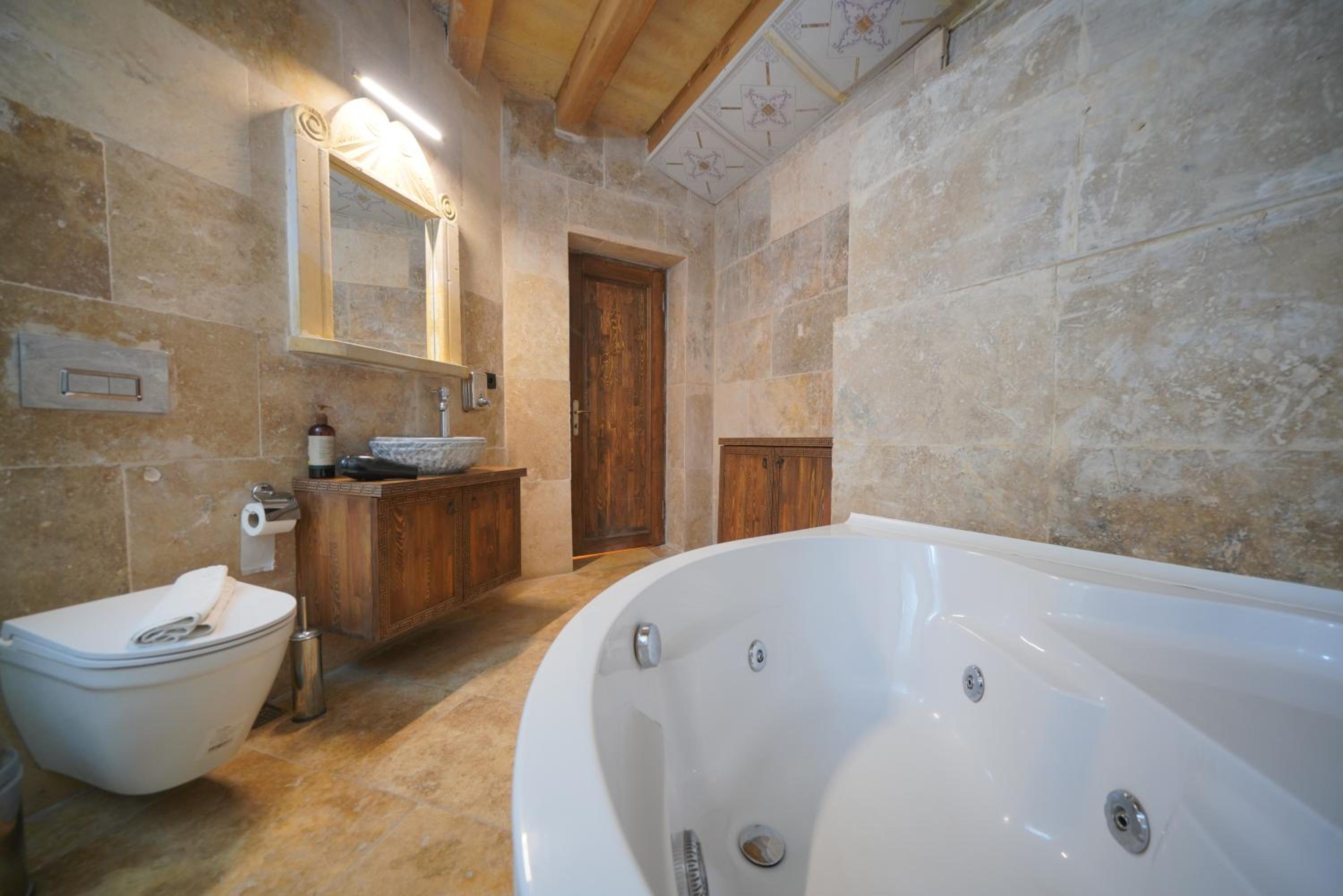 View Cave Hotel - Image 286