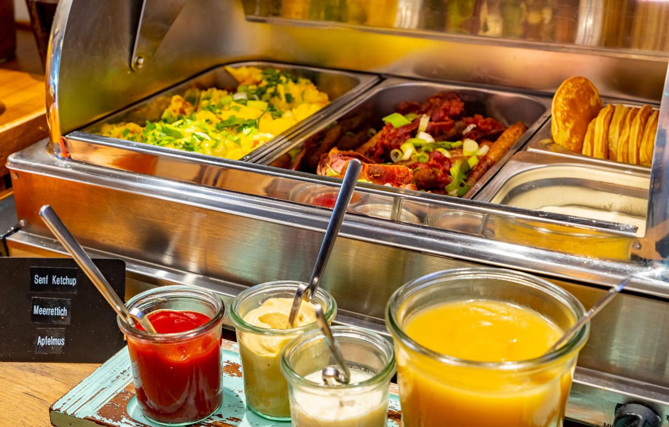 Ferienwohnung Christiane in der Villa zum Kronprinzen direkt gegenuber der SaarowTherme - Property Image 28