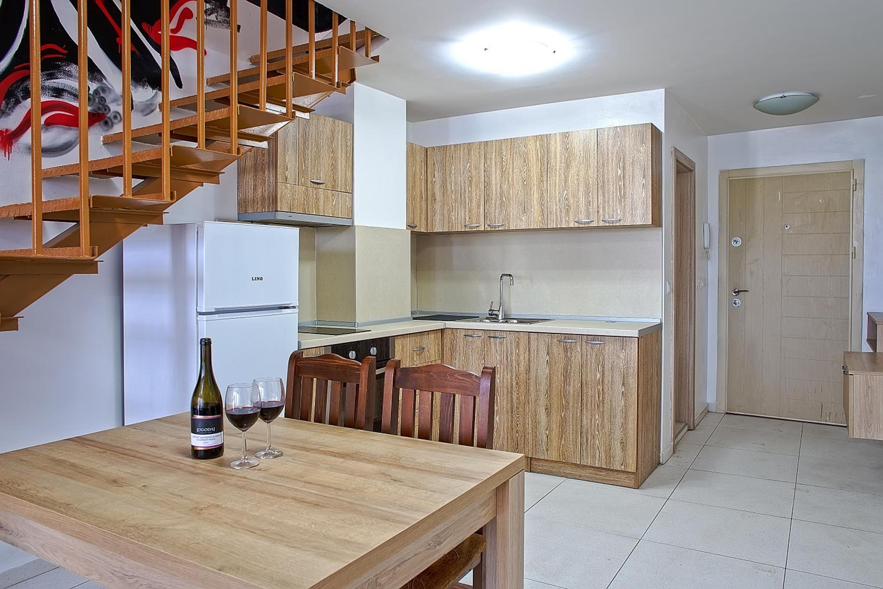 Sin City double stage apartment