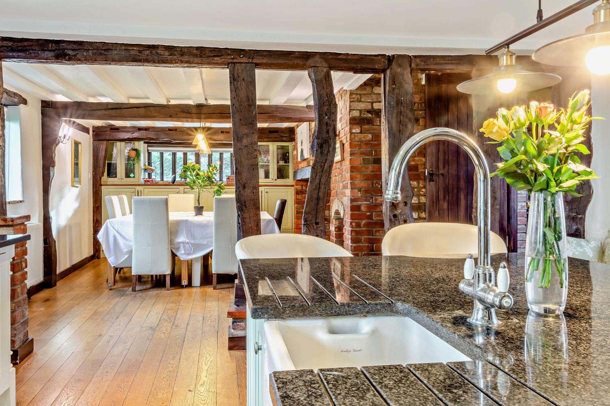 Amazing Spa Country House with Indoor Pool, Sauna and Steam Room view 4