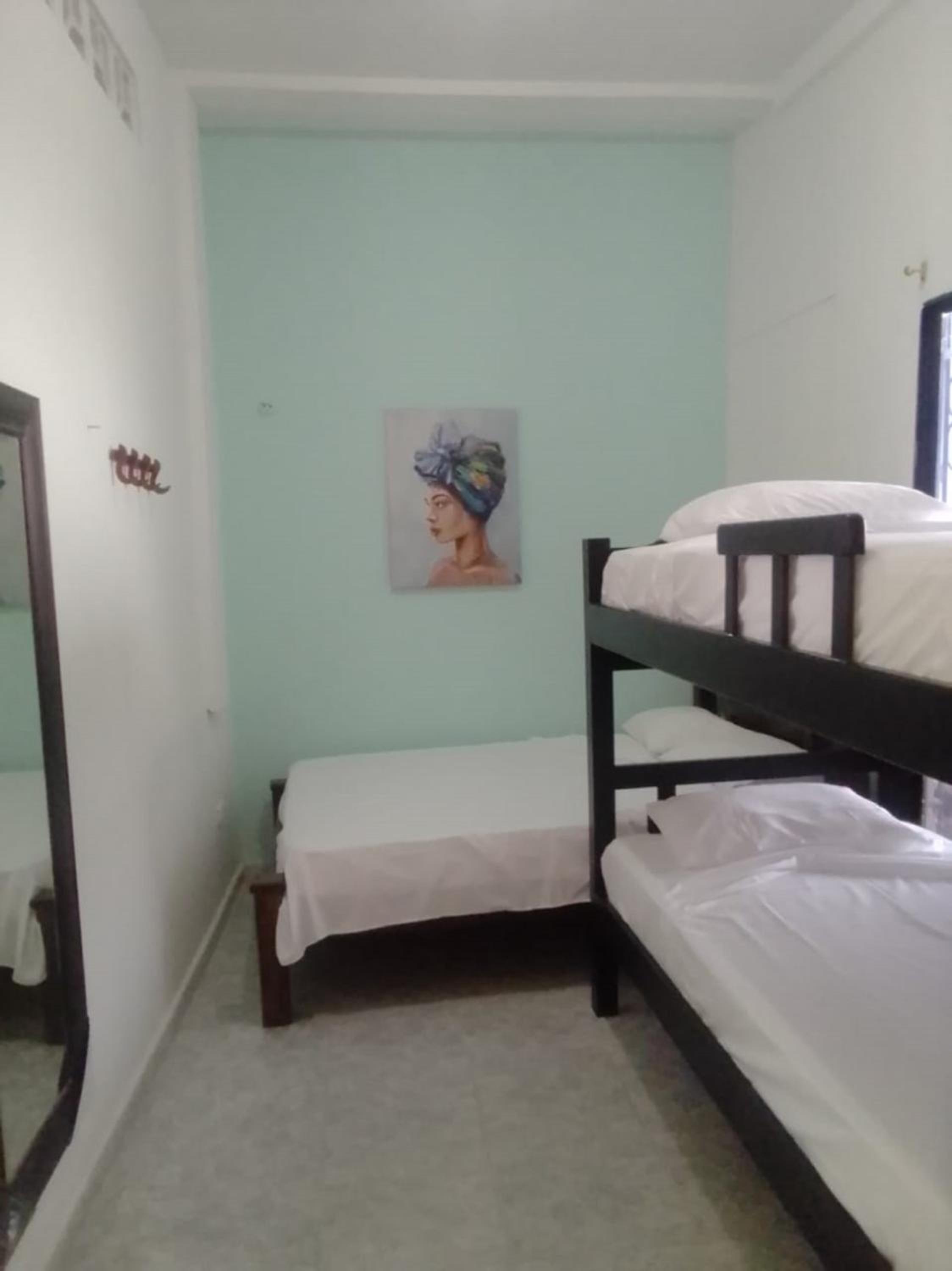 2AG-1M CASA DE 2 HABITACIONES EN GETSEMANI CON JACUZZI Y WIFI